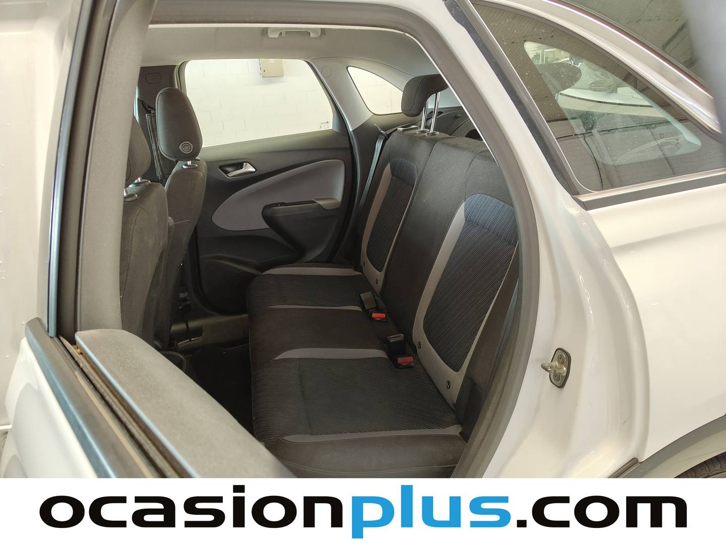 Foto asientos traseros Opel Crossland X Opel Crossland X 1.2 S&S Design Line 120 Aniversario (110 CV)