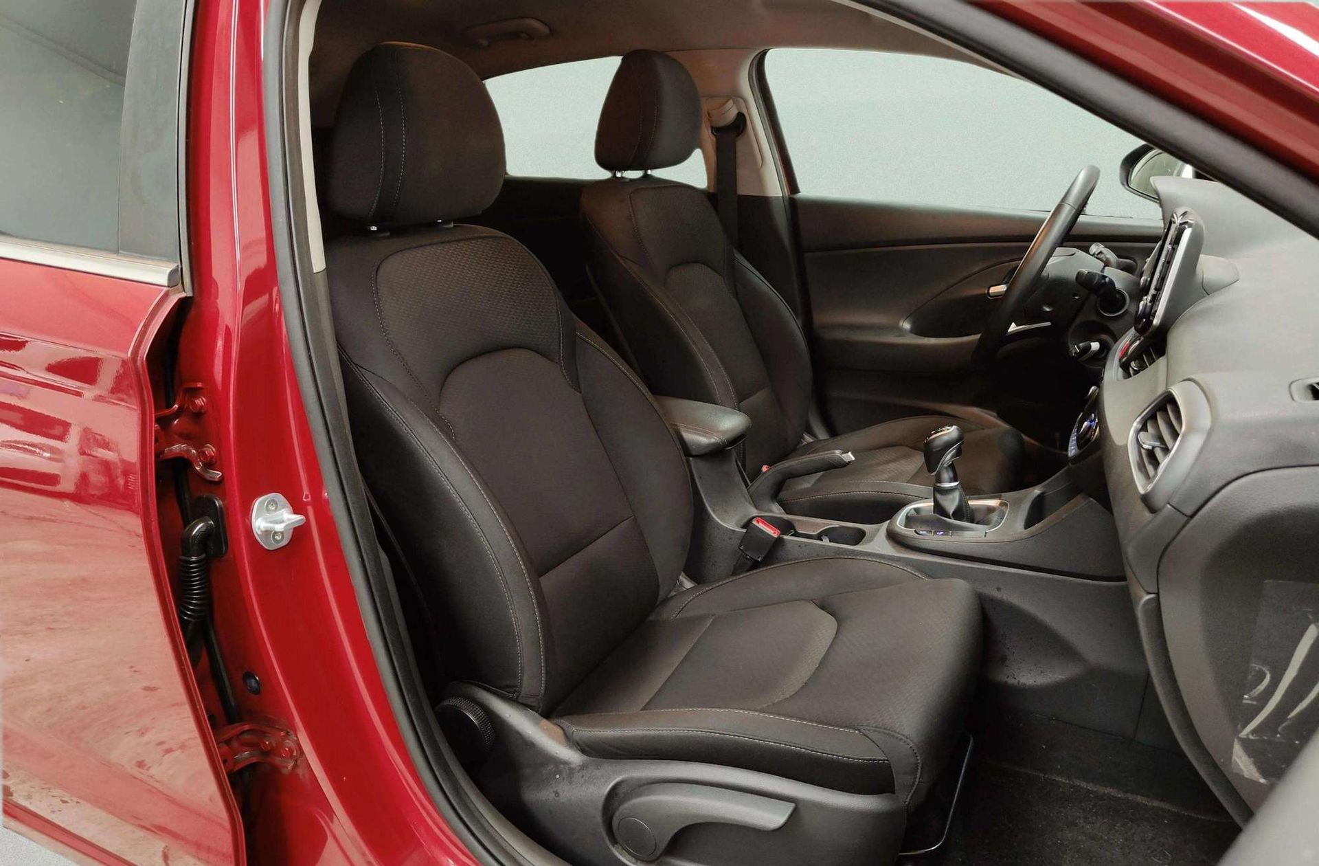 Hyundai i30 Fastback 1.0 T-GDi Tecno - foto 20