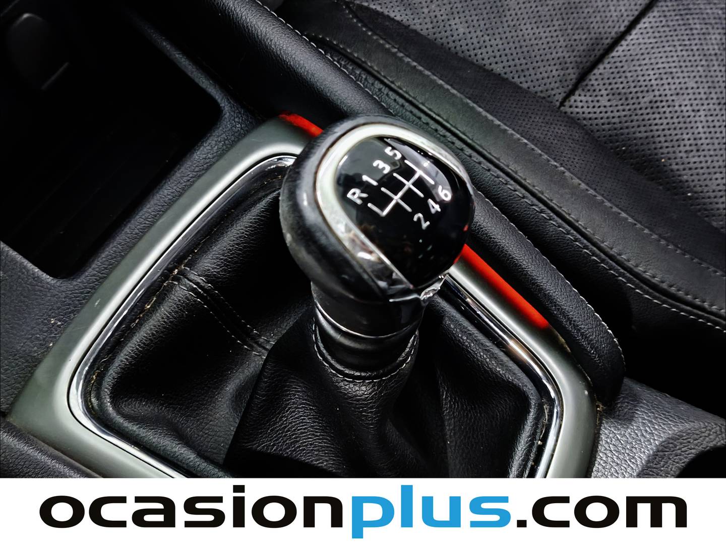 Nissan QASHQAI Nissan Qashqai dCi 130 Tekna Piel 4X4-i (130 CV) de segunda mano