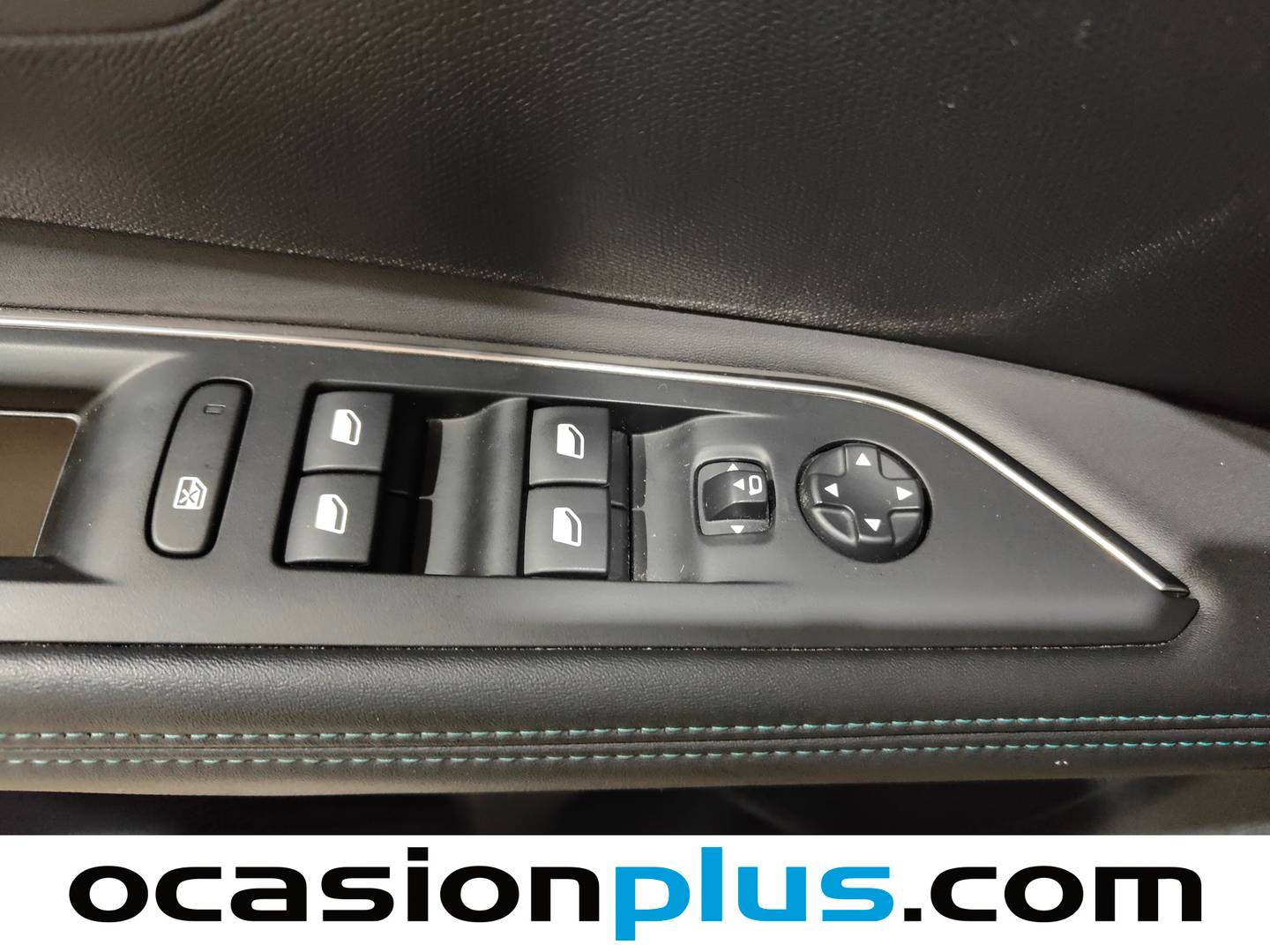 Foto Peugeot 3008 Hybrid Peugeot 3008 Hybrid 300 Allure Pack e-EAT8 (300 CV)