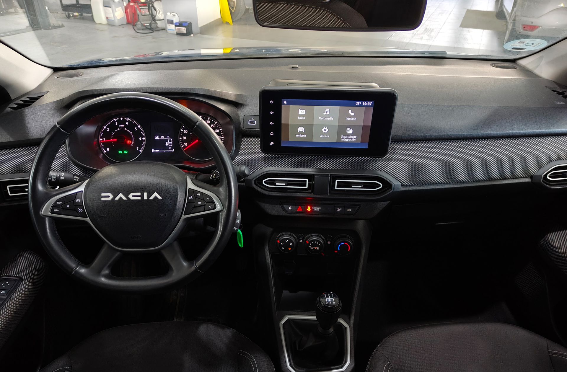Dacia Sandero Expression TCe - foto 28