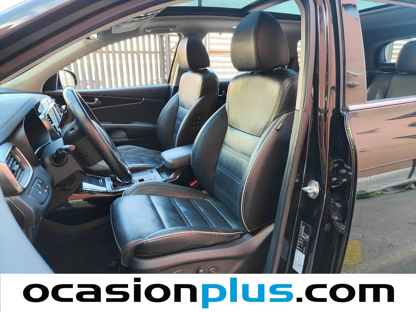 Foto asientos delanteros KIA Sorento KIA Sorento 2.2 CRDi GT Line 4x4 Auto (200 CV) 7 Plazas