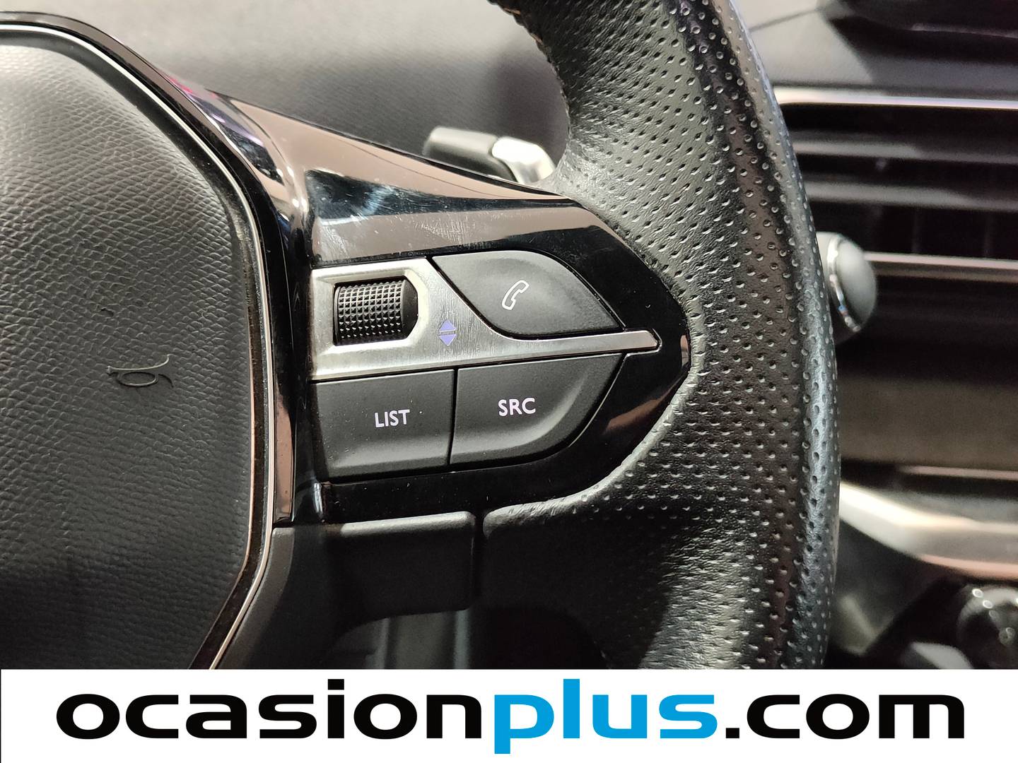 Foto Peugeot 3008 Peugeot 3008 PureTech 130 S&S GT EAT8 (130 CV)