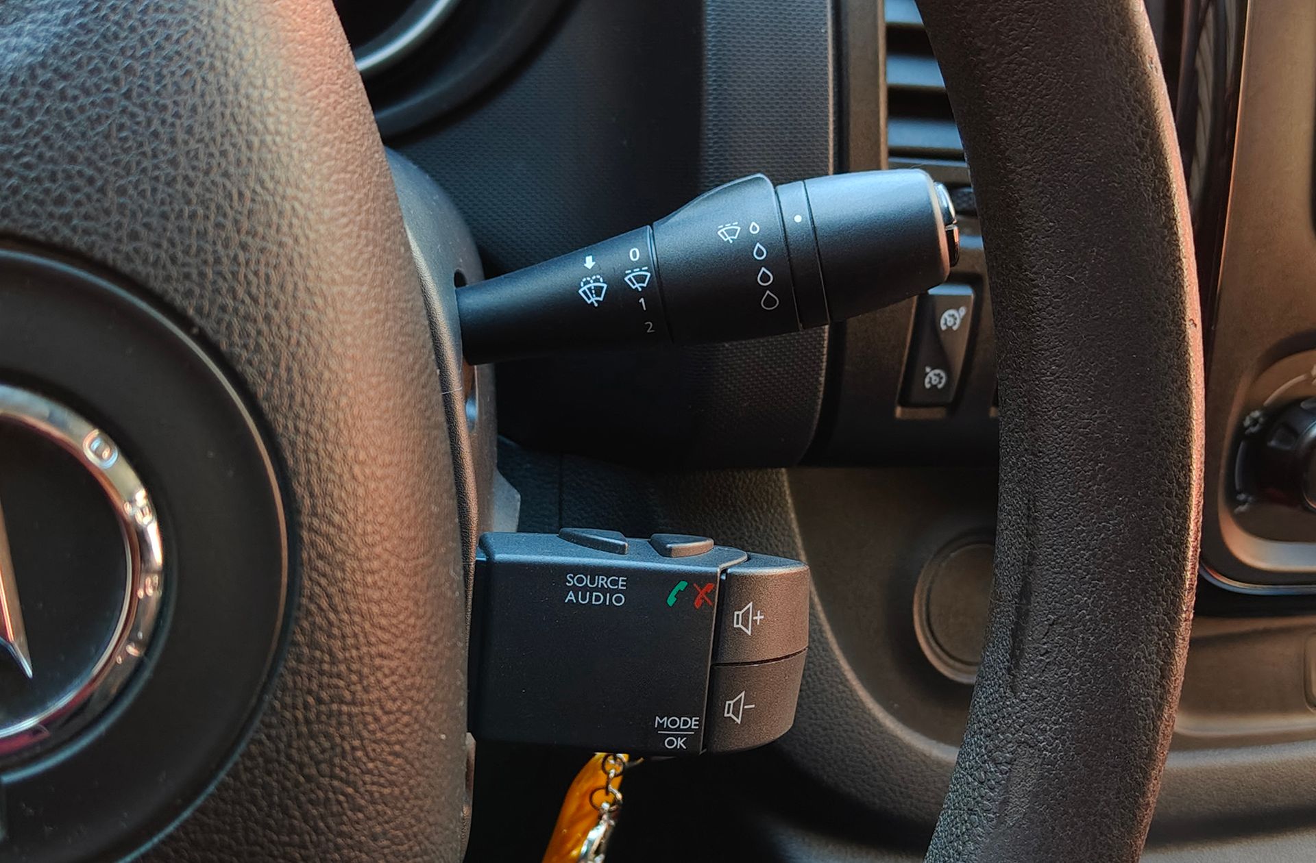 Opel Vivaro Combi 1.6 CDTI Biturbo 27 L1 6 plazas ADAP. PMR. - foto 24