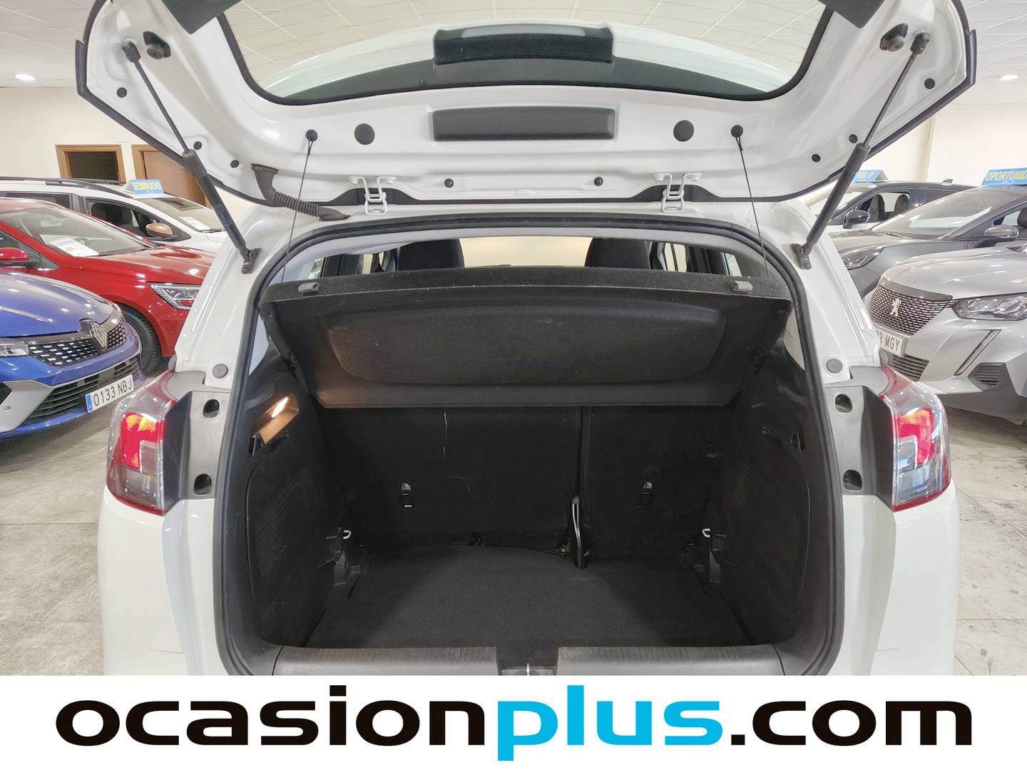 Fotos maletero Opel Crossland X Opel Crossland X 1.2 Edition Pro (81 CV)