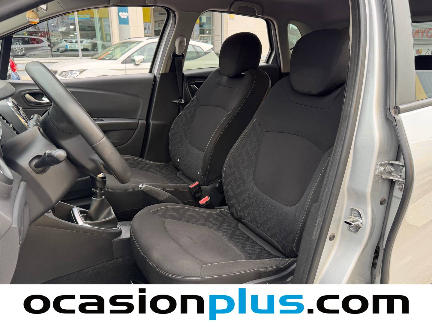 Foto asientos delanteros Renault Captur Renault Captur Limited Energy TCe (120 CV)