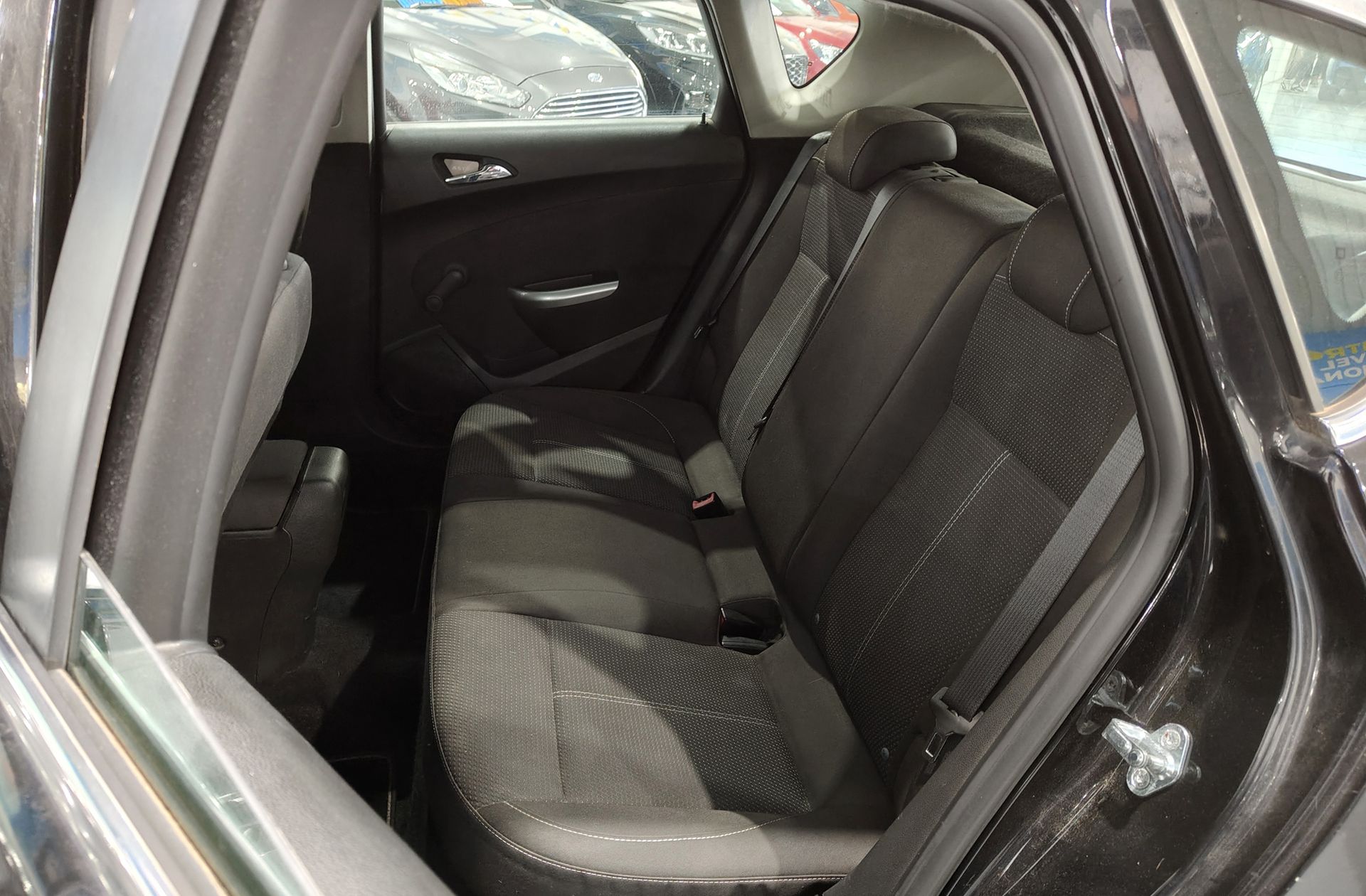 Opel Astra 1.4 Turbo Sport - foto 8