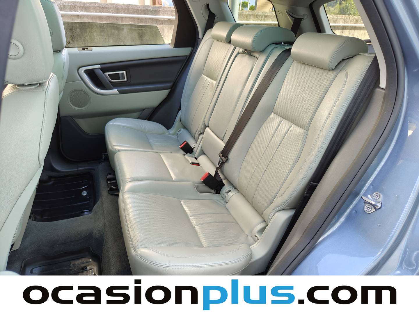 Foto asientos traseros Land Rover Discovery Sport Land Rover Discovery Sport 2.0L SD4 SE 4WD Auto (240 CV) 7 Plazas