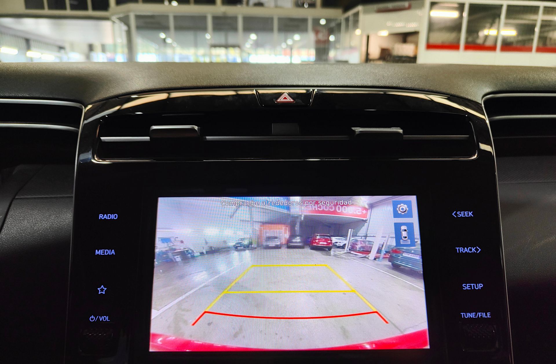 Hyundai Tucson 1.6 CRDi Maxx - foto 7