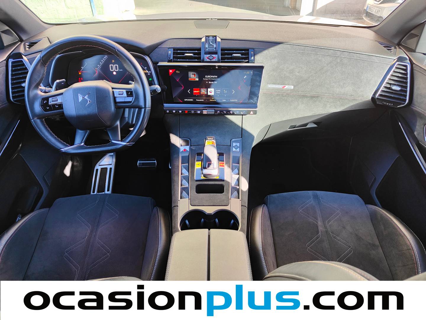 Foto DS DS 7 Crossback DS DS7 Crossback PureTech 180 Performance Line Auto (180 CV)