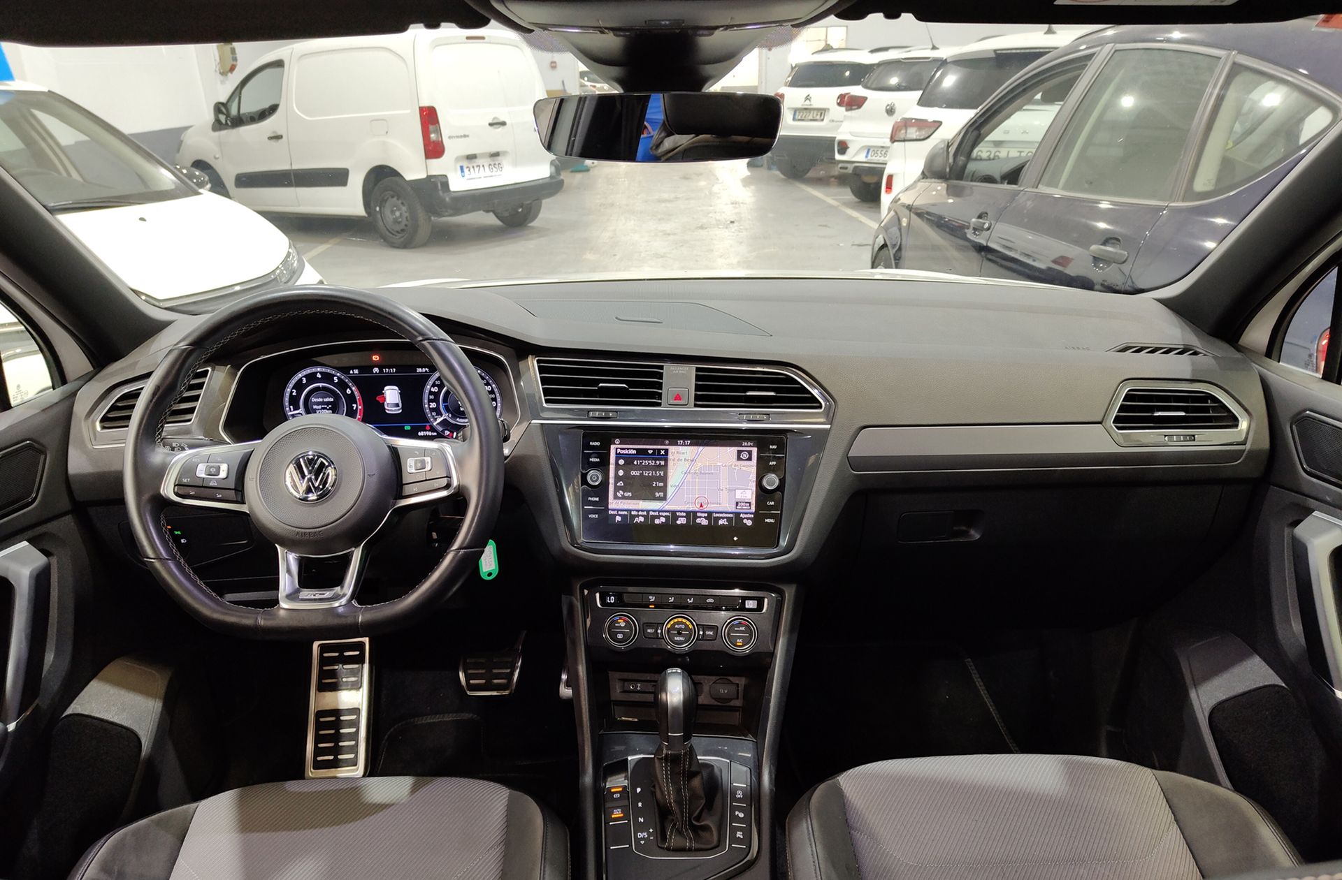Volkswagen Tiguan Sport 1.4 ACT TSI DSG Paquete R-Line - foto 9