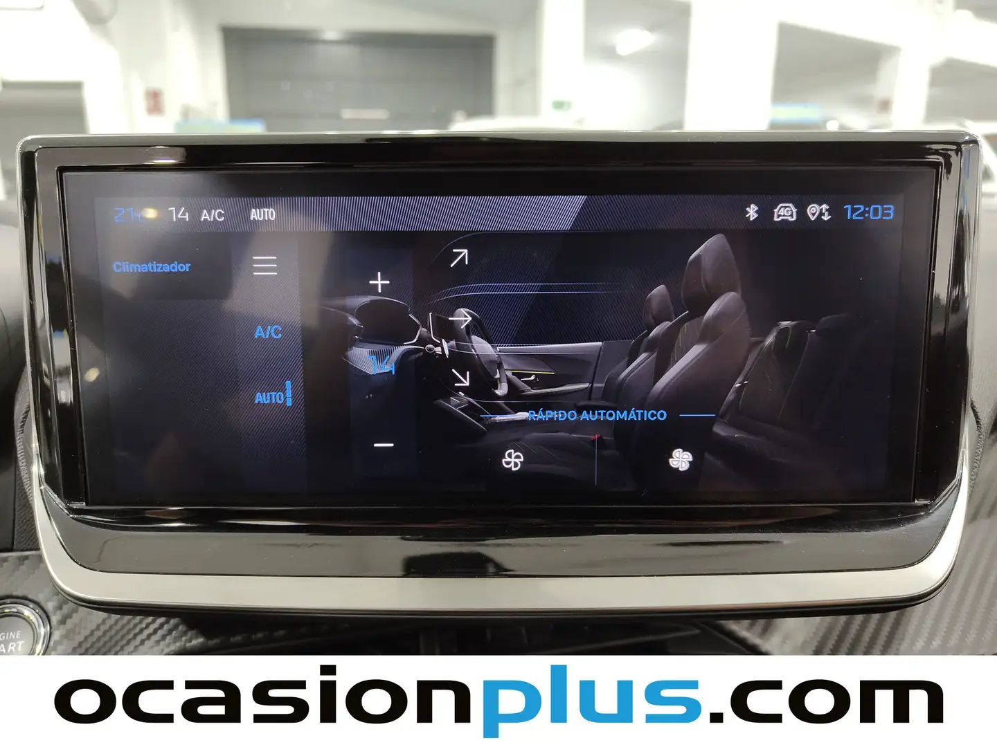 Foto Peugeot 2008 Peugeot 2008 Allure Hybrid eDCS6 (136 CV)