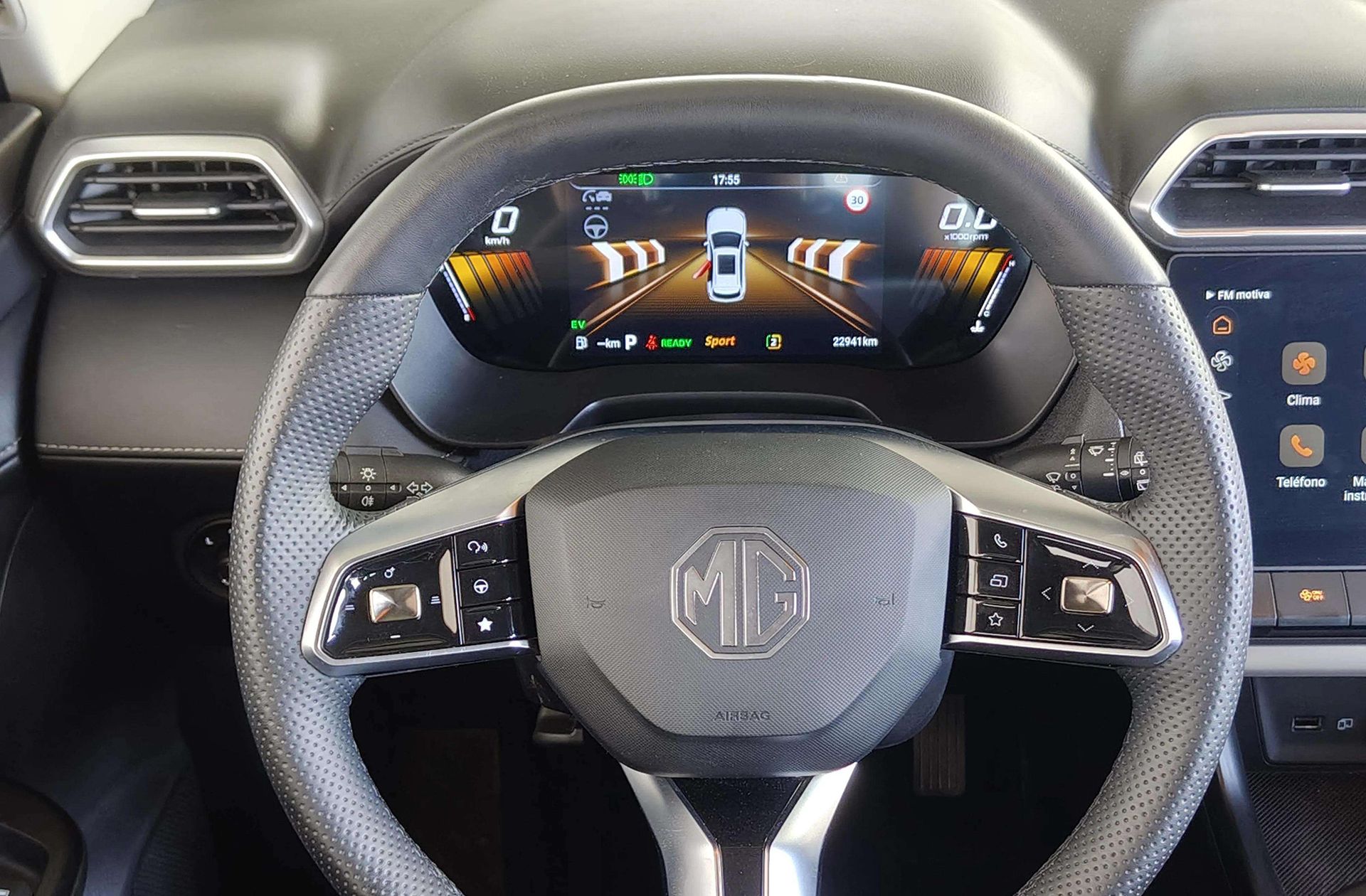 MG ZS 1.5 Hybrid+ Luxury - foto 23