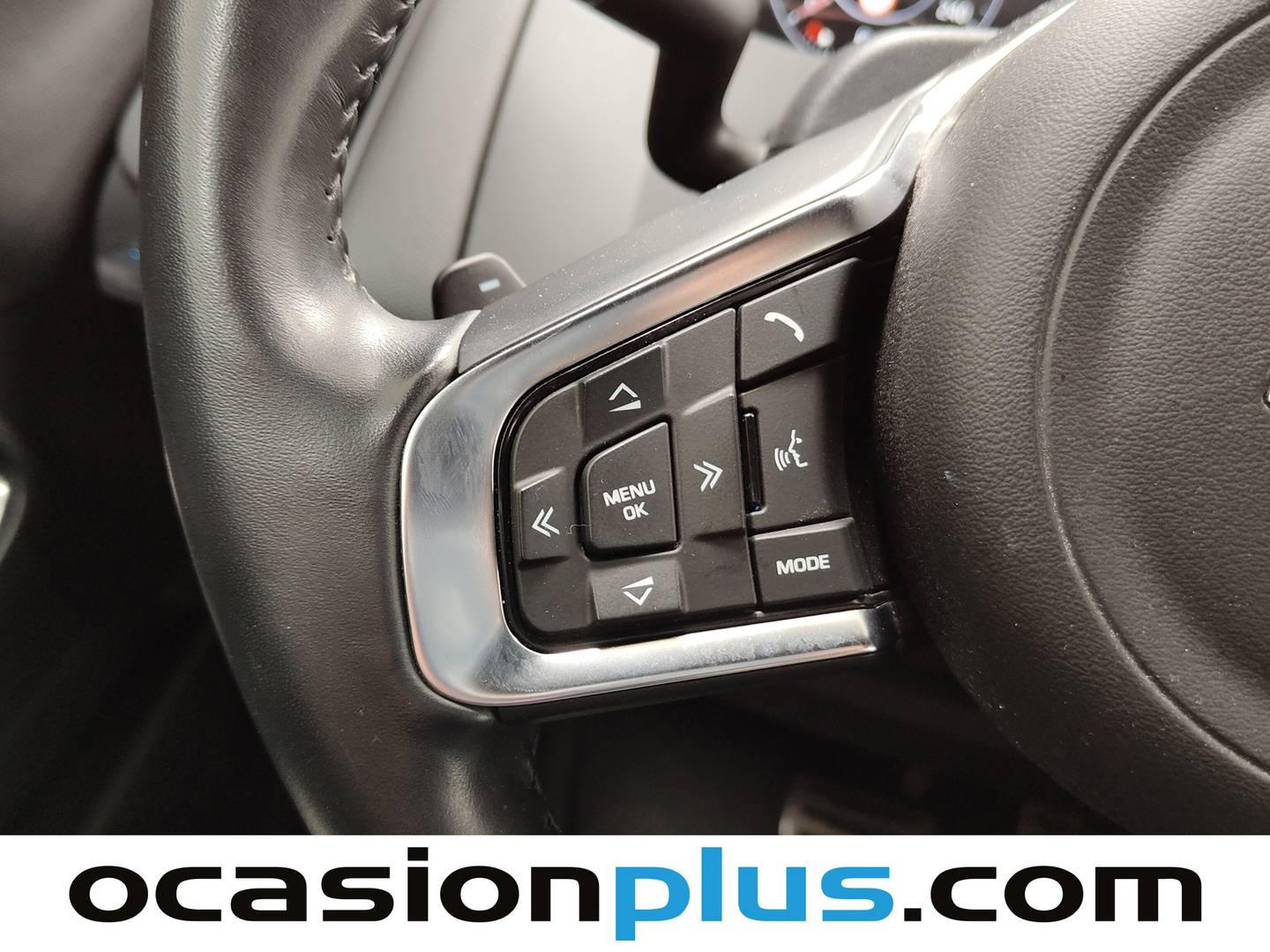 Foto Jaguar E-Pace Jaguar E-PACE 2.0P R-Dynamic 4WD Auto  (200 CV)