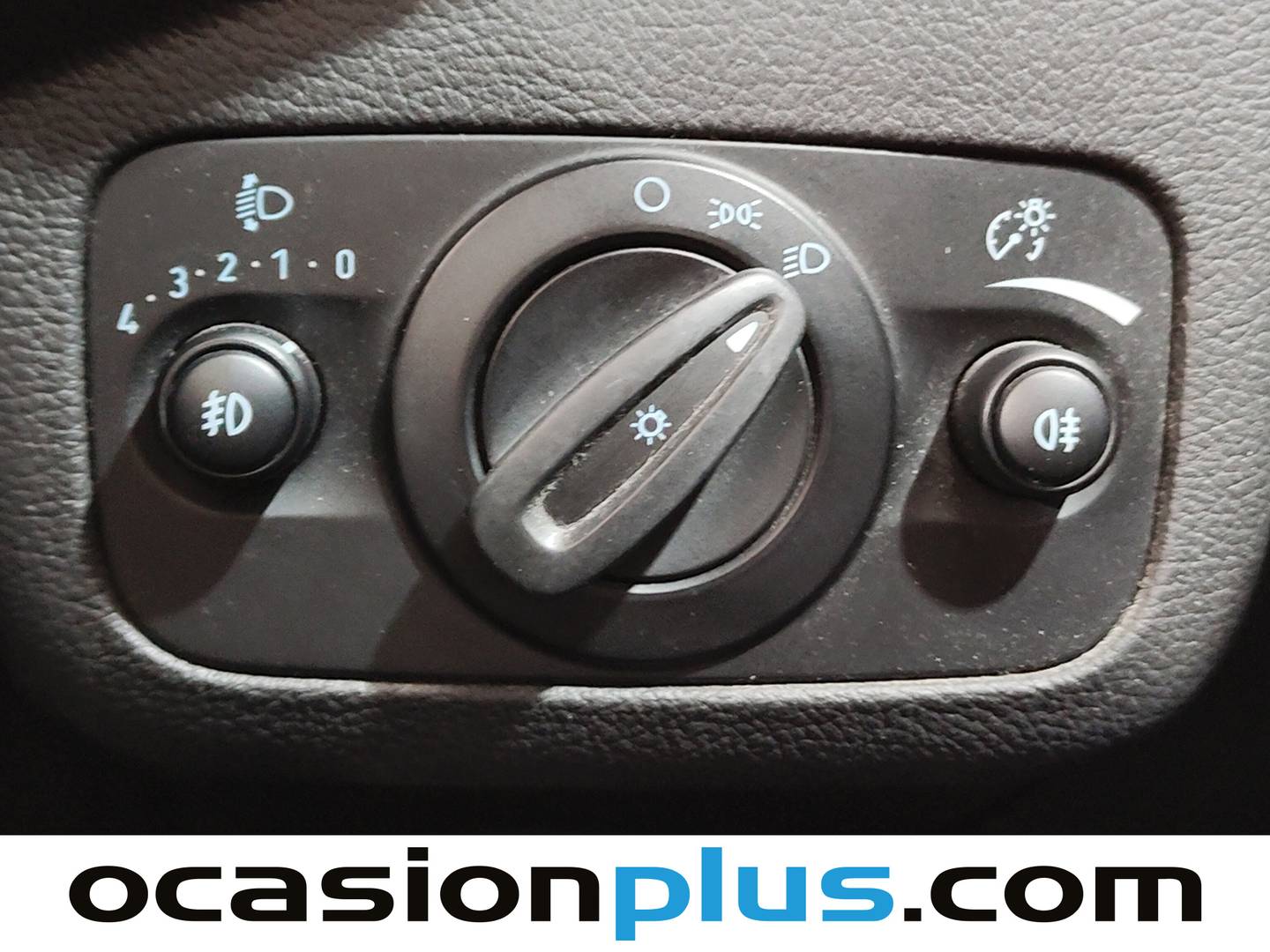 Ford C-Max Ford C-Max 1.0 EcoBoost Trend+ (100 CV) de segunda mano