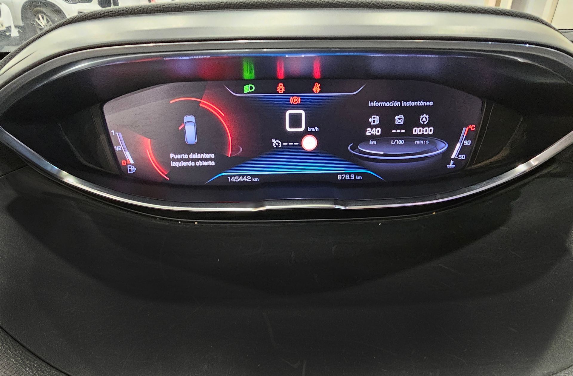 Peugeot 5008 PureTech 130 Allure 7 plazas - foto 30