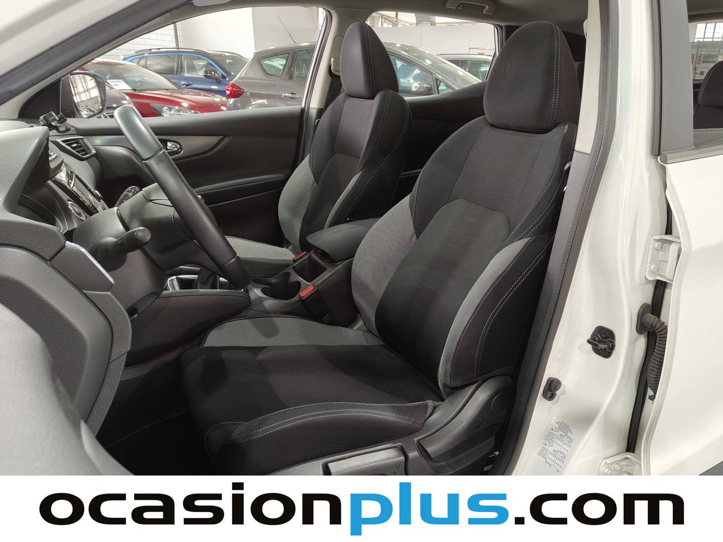 Foto asientos delanteros Nissan QASHQAI Nissan Qashqai 1.6 DIG-T N-Connecta 4x2 (163 CV)