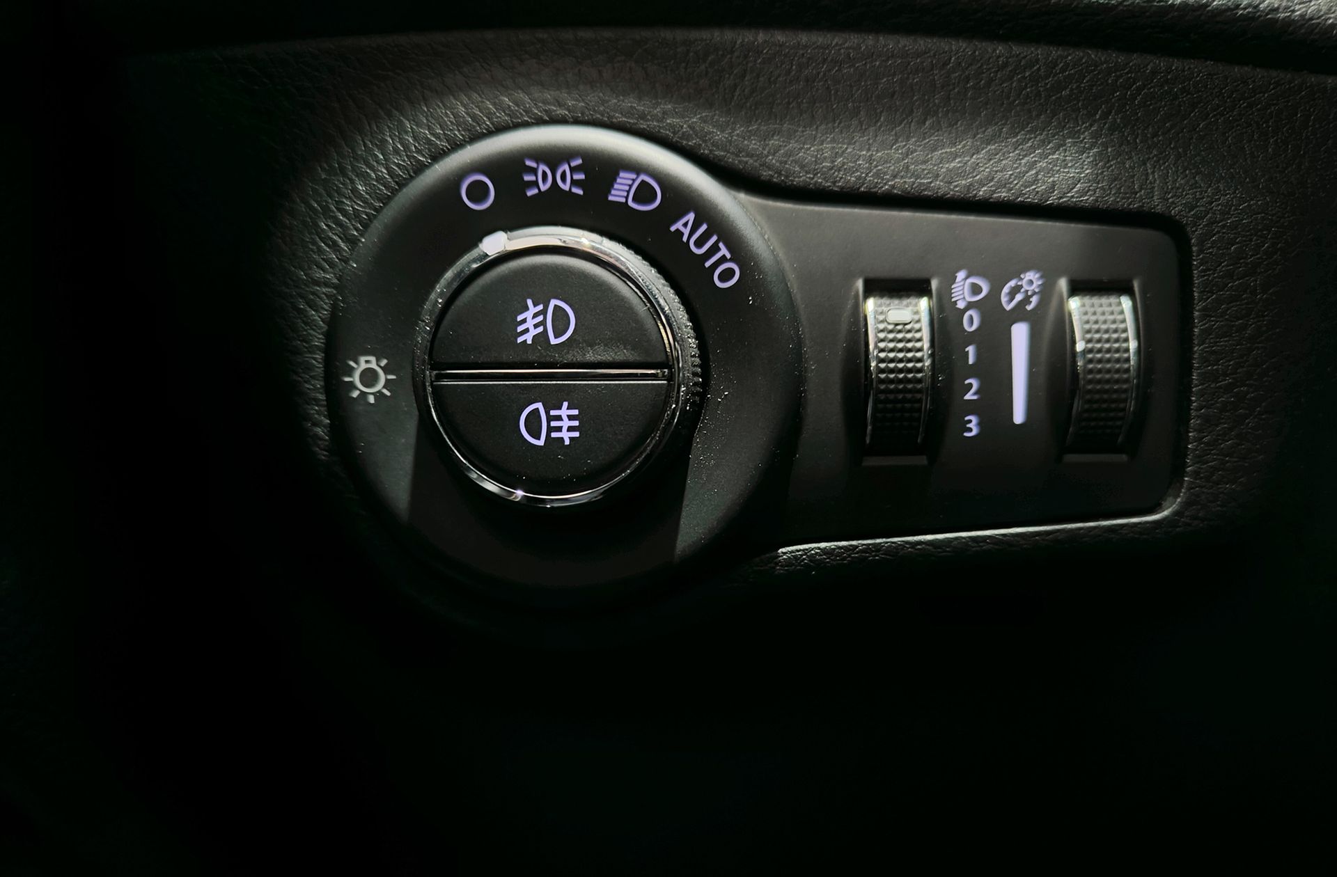 Jeep Compass 1.6 MultiJet Longitude 4x2 - foto 21