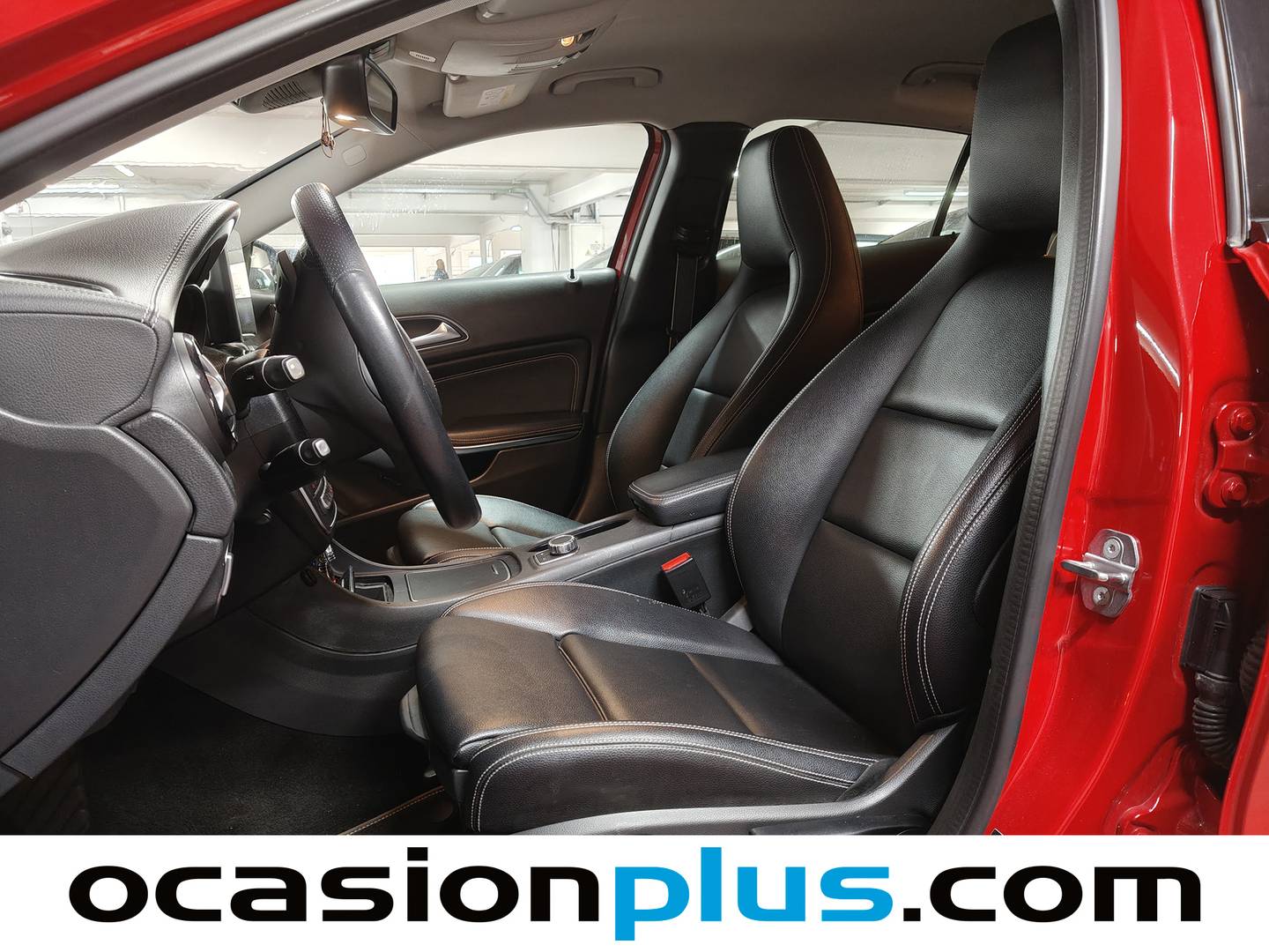 Foto asientos delanteros Mercedes GLA Mercedes-Benz GLA GLA 180 (122 CV) Pack AMG