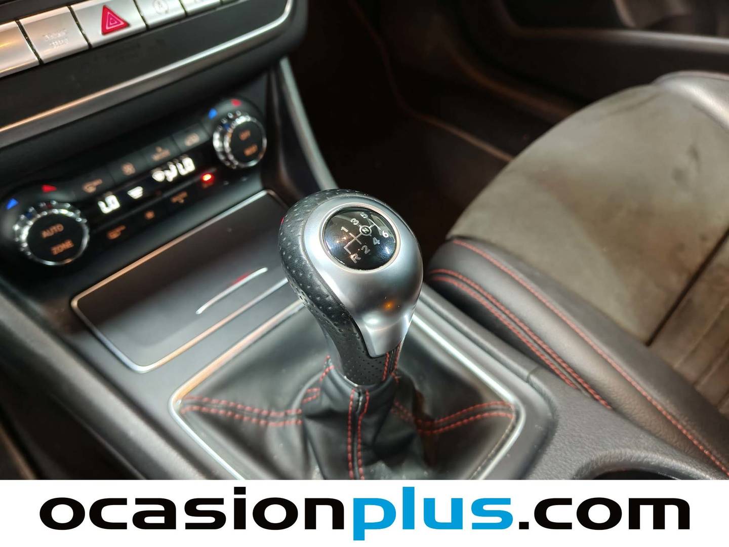 Foto Mercedes CLA Mercedes-Benz CLA CLA 200 d AMG Line (136 CV)