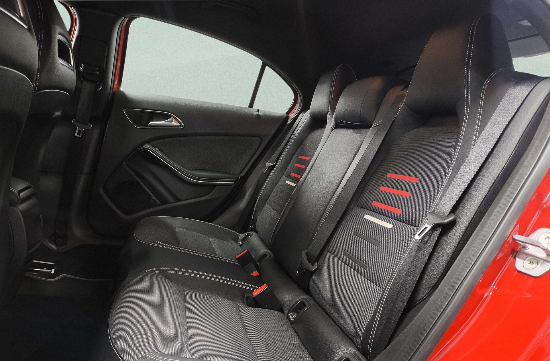 Mercedes-Benz Clase A 200 d Pack AMG - foto 11