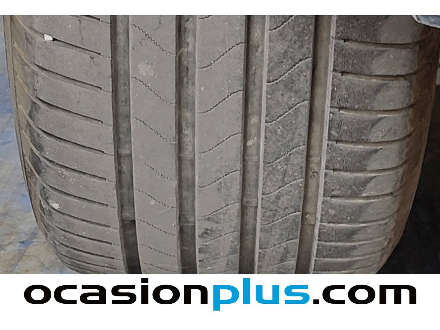 Volvo XC40 Volvo XC40 B3 Gasolina Mild hybrid Plus Dark Auto (163 CV) de segunda mano