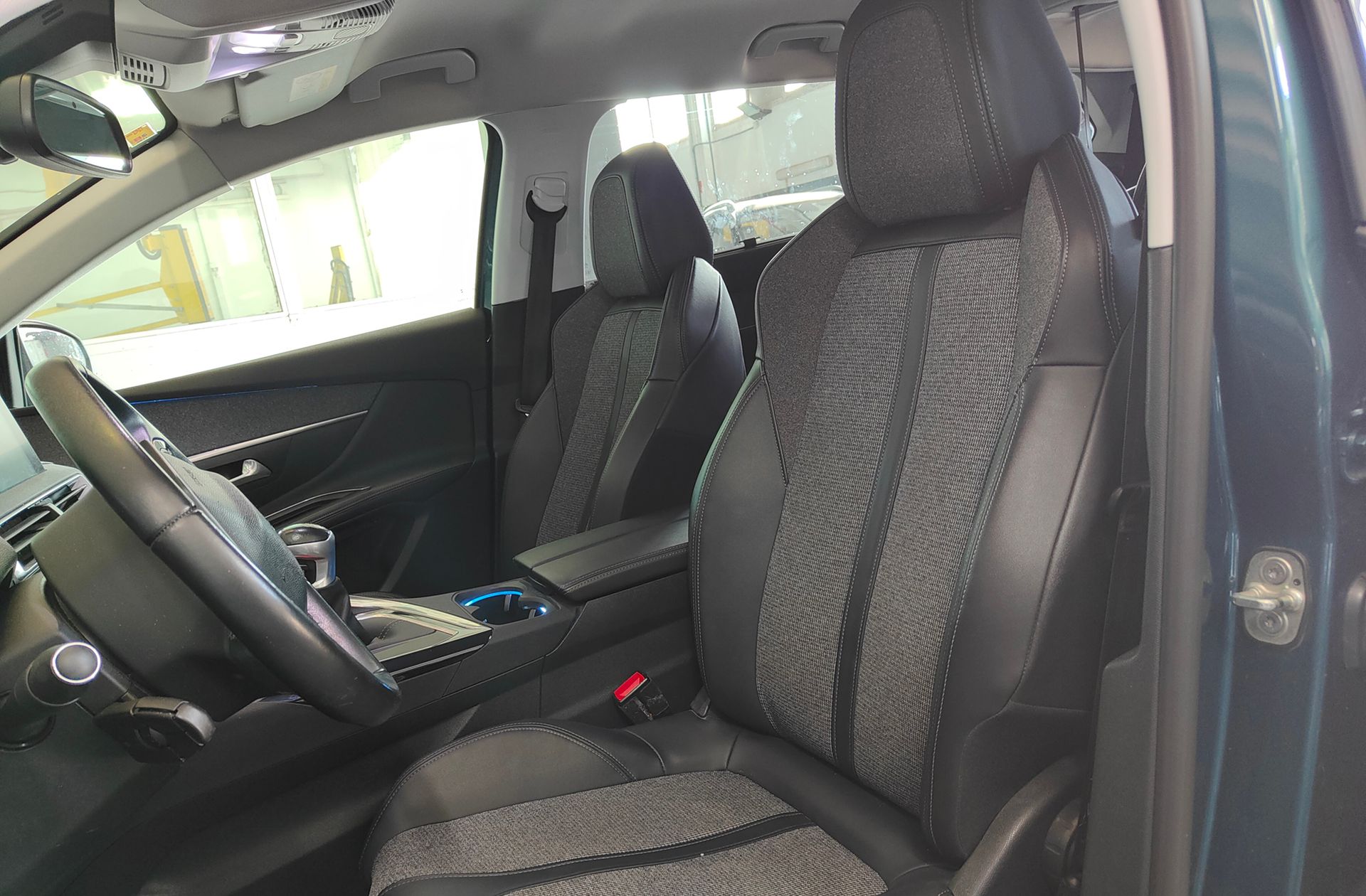 Peugeot 5008 PureTech 130 Allure 7 plazas - foto 11