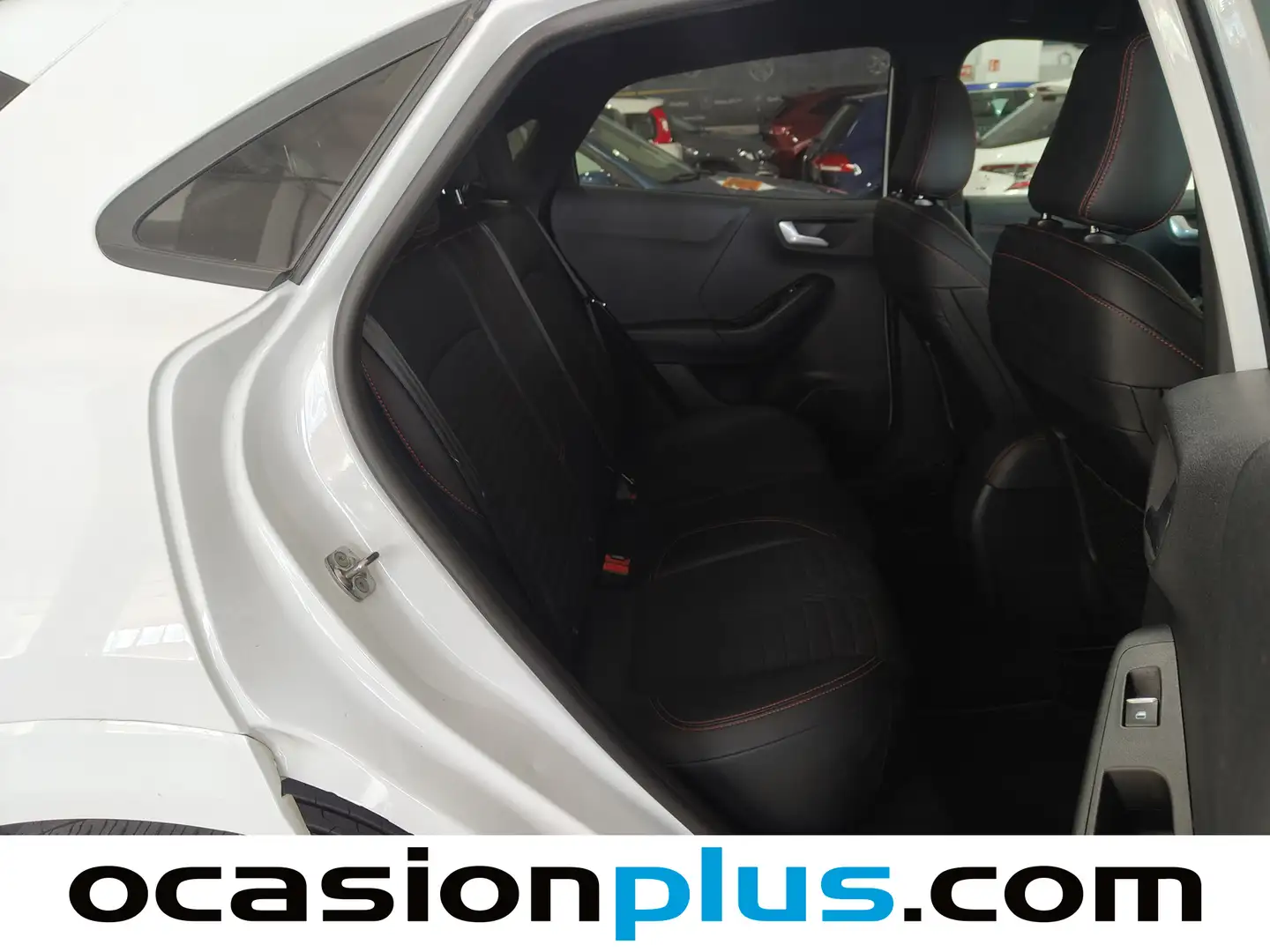 Foto Ford Puma Ford Puma 1.0 EcoBoost MHEV ST-Line X  (125 CV)