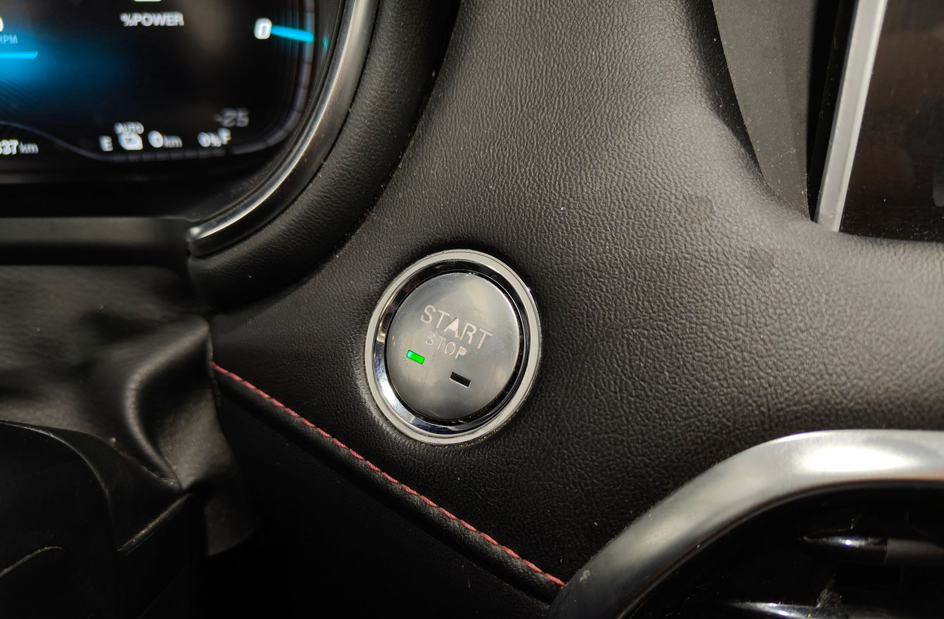 MG EHS 1.5 T-GDi PHEV Luxury - foto 36