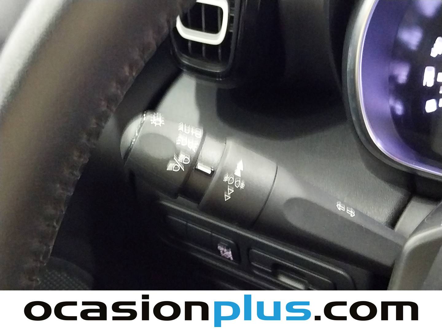 Foto Citroën C3 Aircross Citroen C3 Aircross PureTech 130 Shine Pack EAT6 (131 CV)