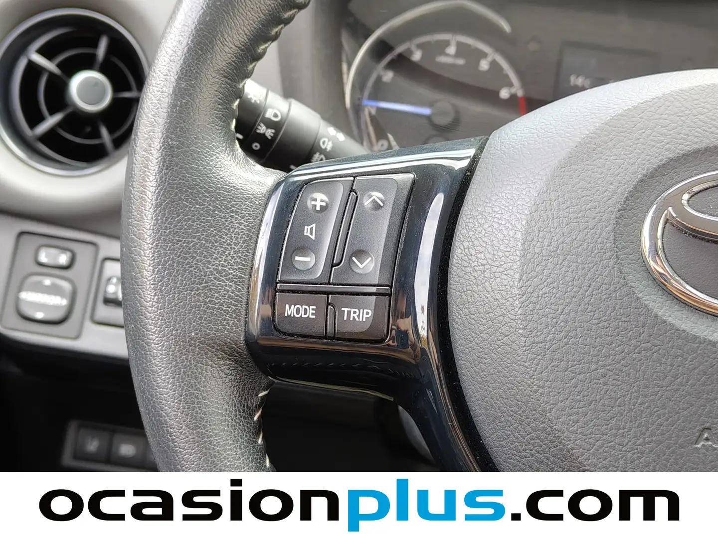 Foto Toyota Yaris Toyota Yaris 1.5 Active (111 CV)