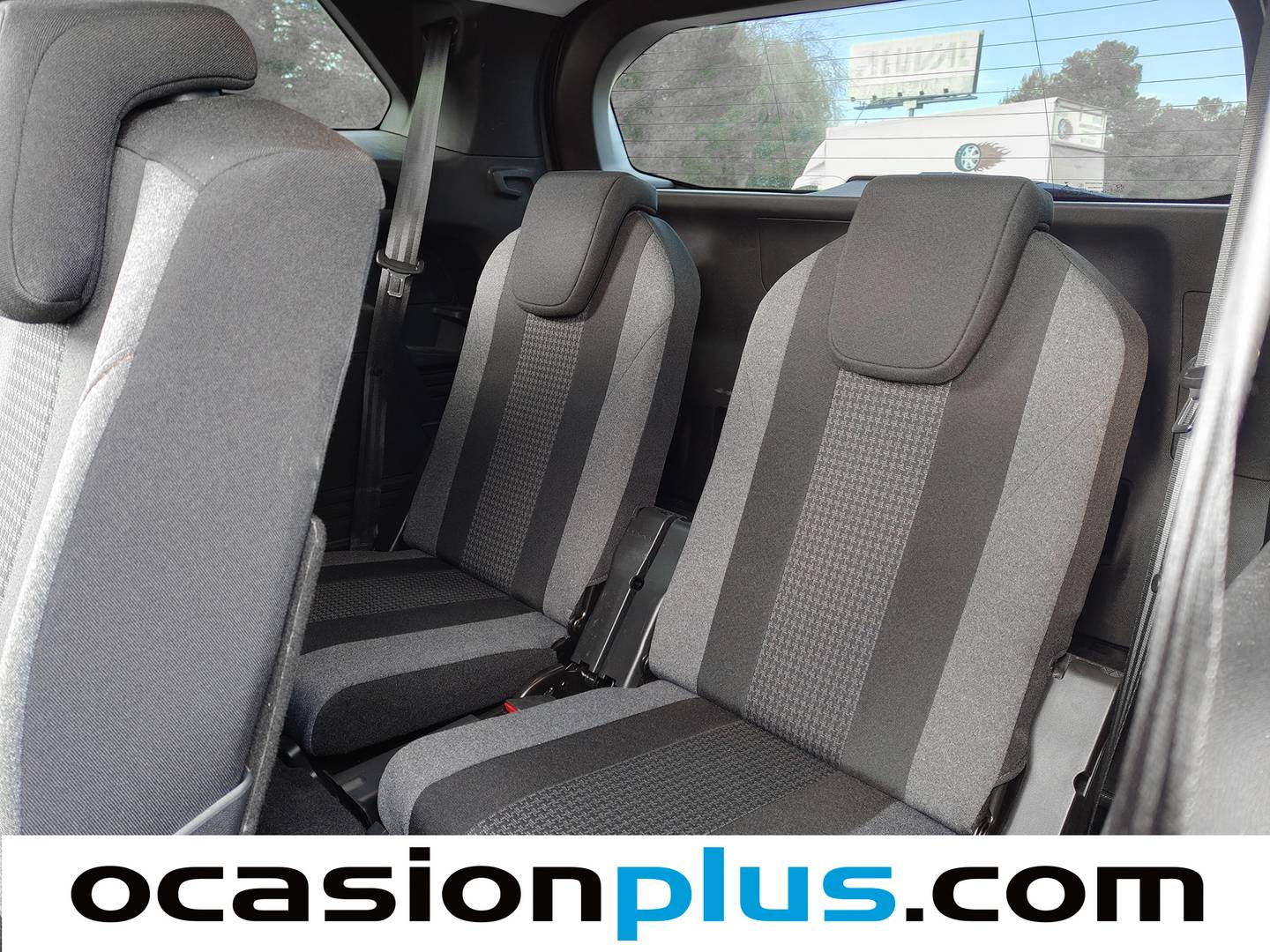 Foto Peugeot 5008 Peugeot 5008 BlueHDI 130 S&S Active Pack EAT8 (130 CV)