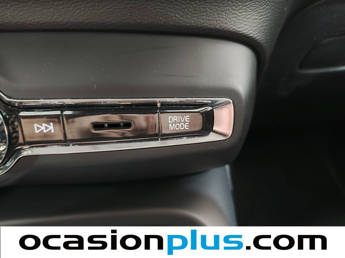 Acabados Volvo XC40 Volvo XC40 T2 Core Auto (129 CV)