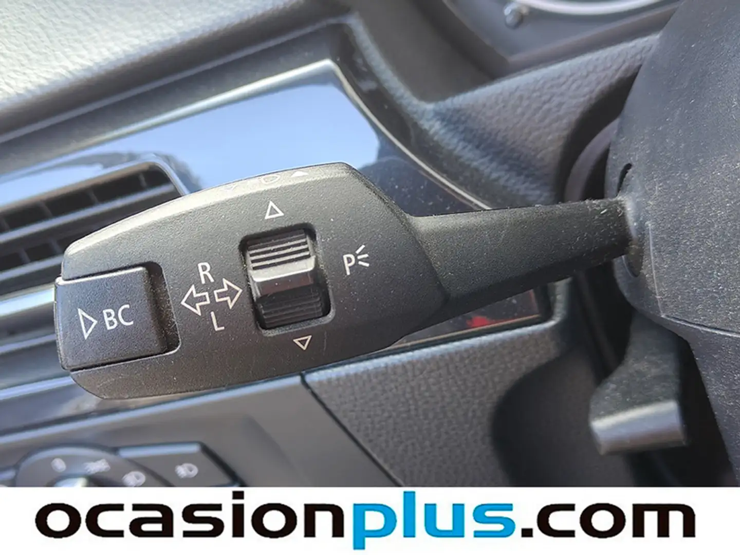 Foto BMW Serie 3 BMW Serie 3 318d Touring (143 CV)