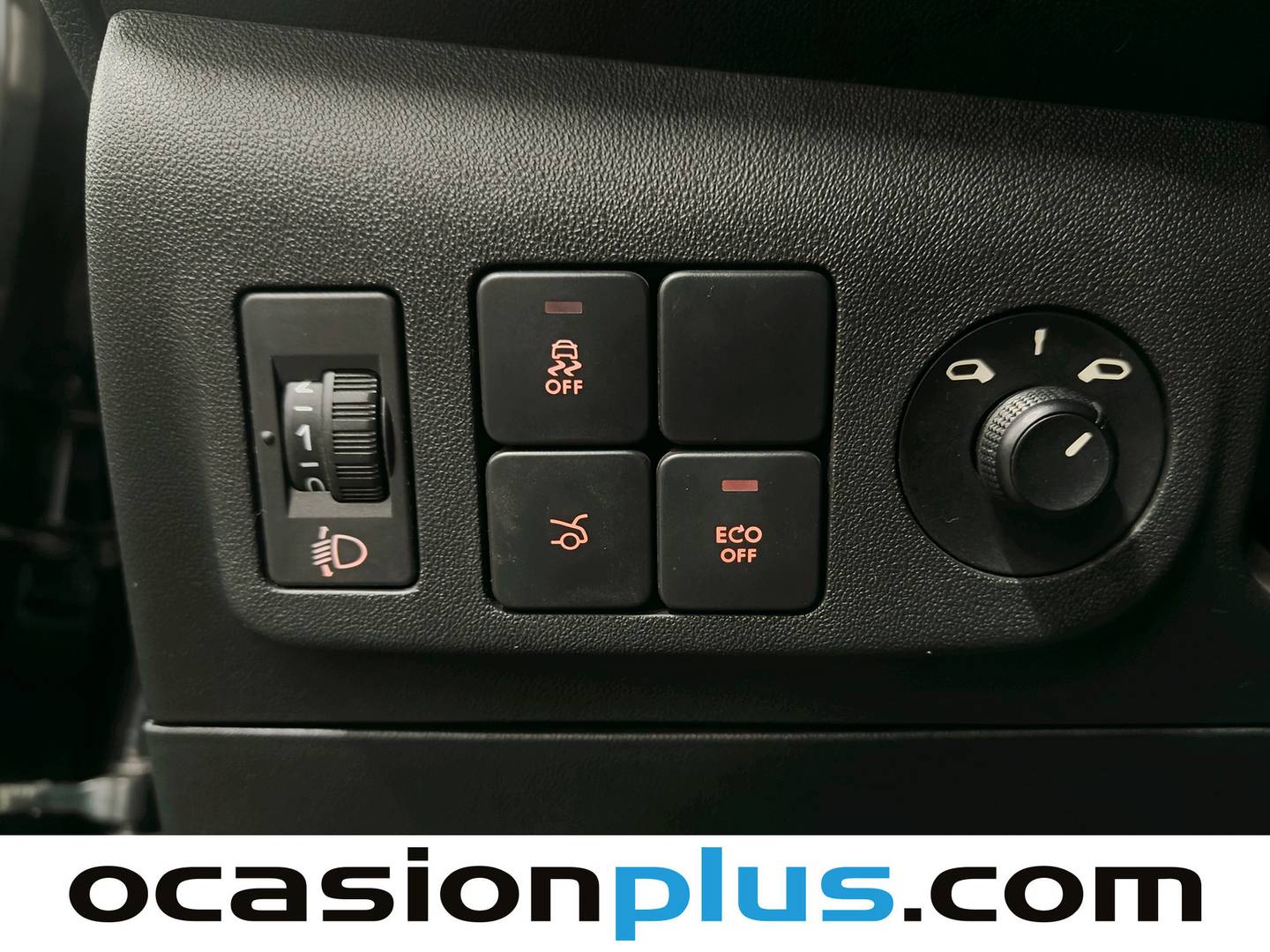 Foto Citroën C-Elysée Citroen C-Elysee BlueHDi 100 Shine (102 CV)