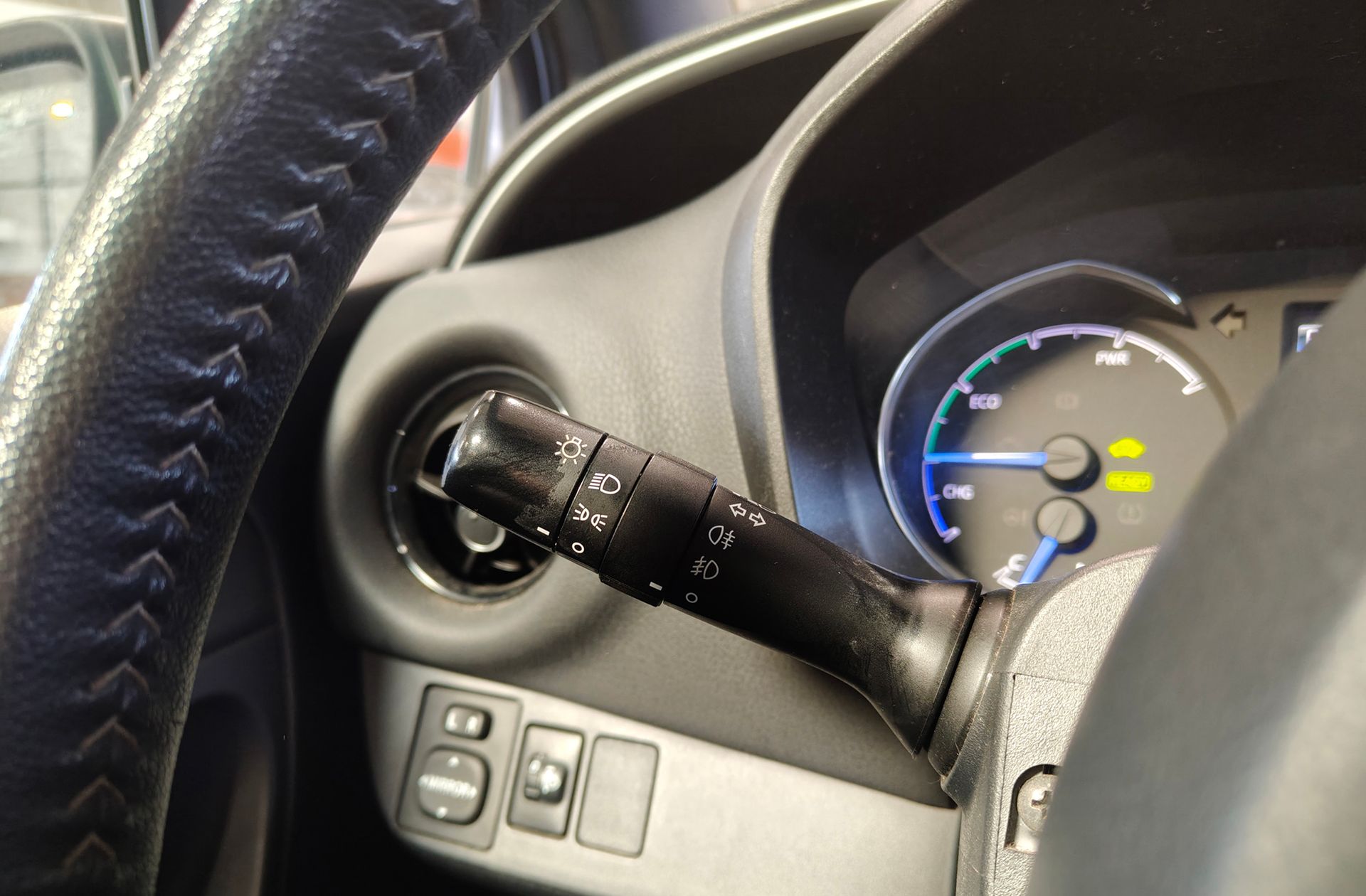 Toyota Yaris 1.5 Hybrid Feel - foto 20