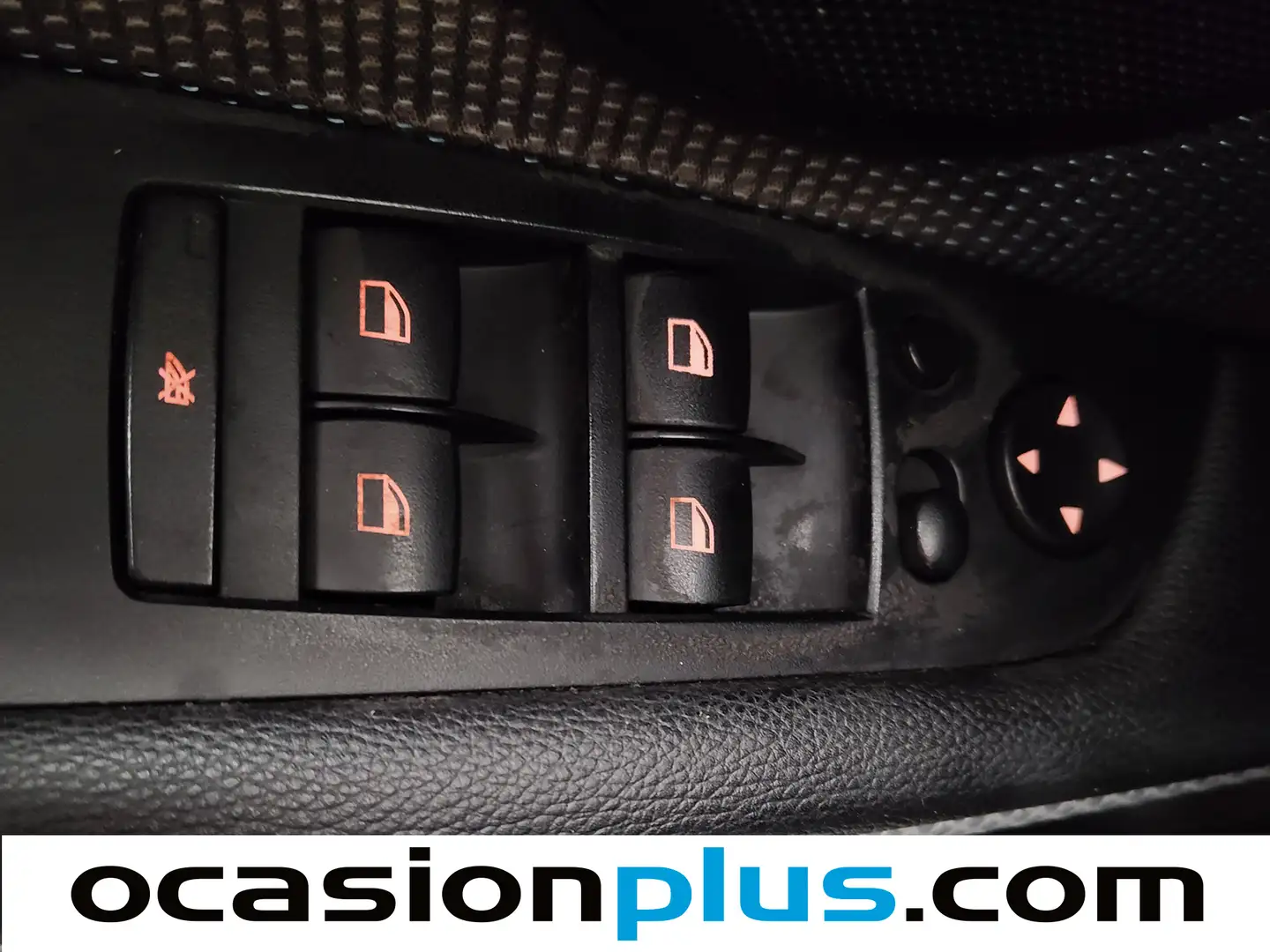 Foto BMW Serie 3 BMW Serie 3 318d Touring (143 CV) Pack M