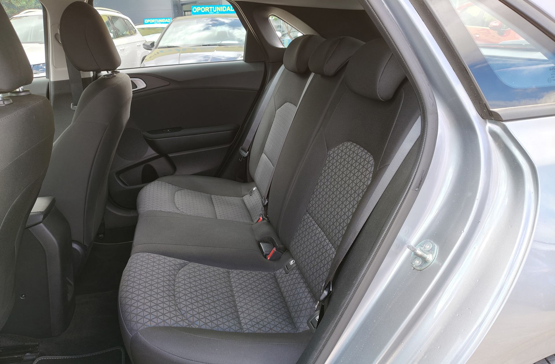 Kia Ceed 1.0 T-GDi Concept - foto 12