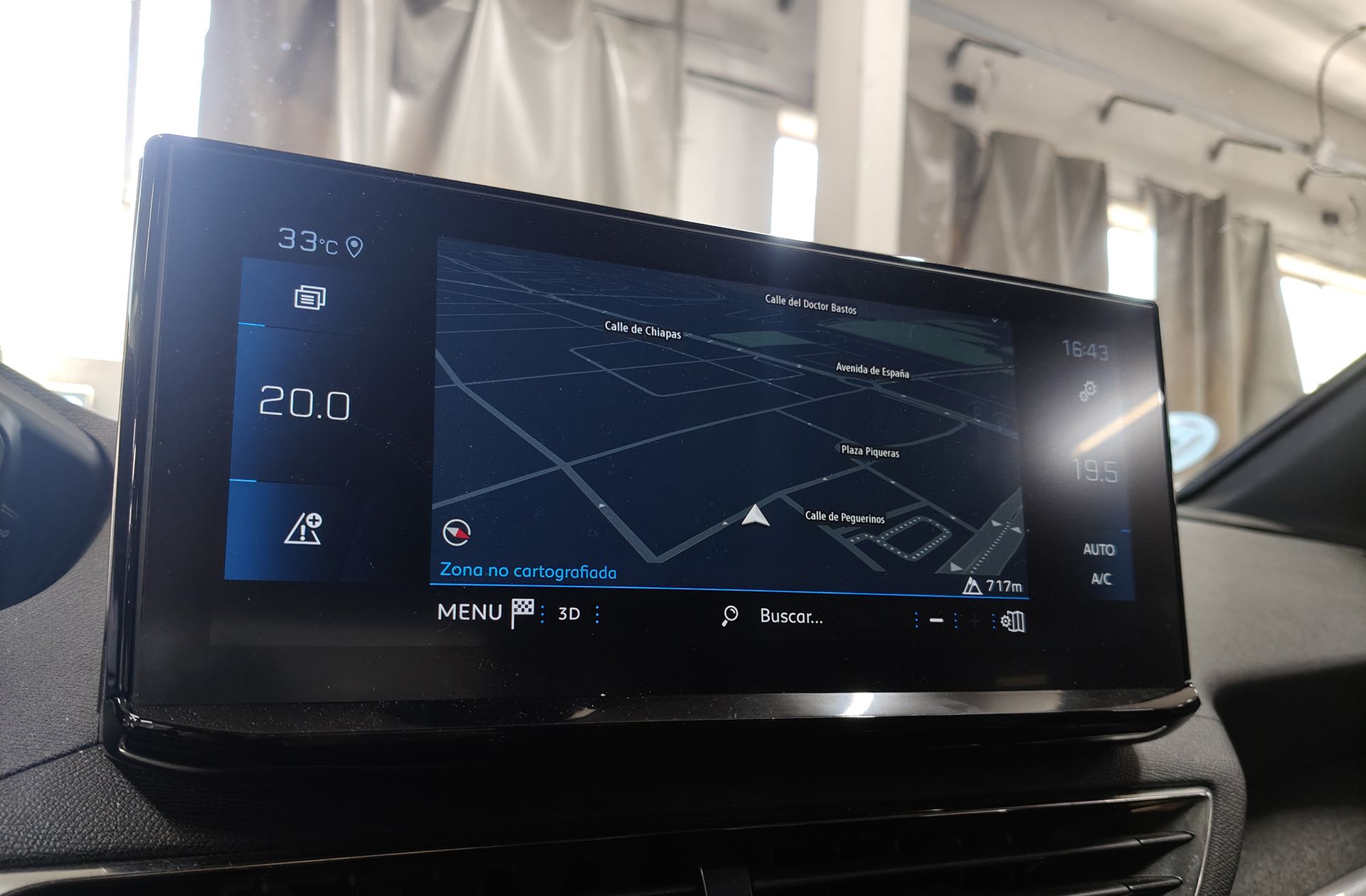 Peugeot 3008 PureTech 130 Allure Pack EAT8 - foto 8