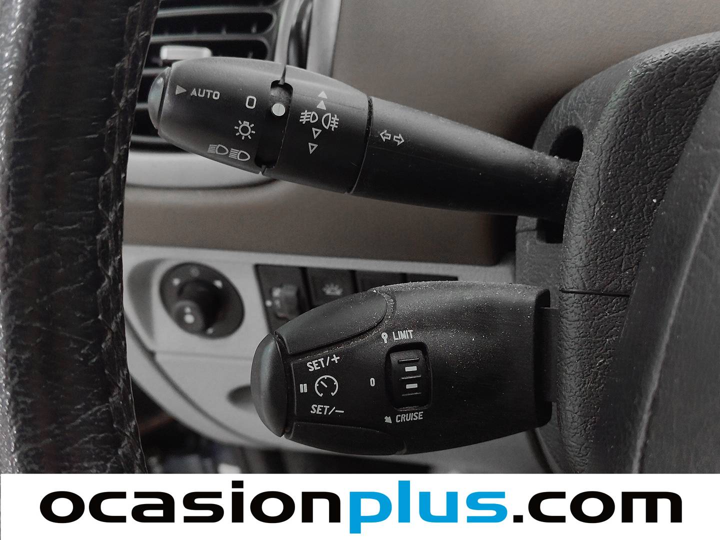 Extras y acabados del Citroën Xsara Picasso Citroën Xsara Picasso 1.6i Exclusive (110 CV)