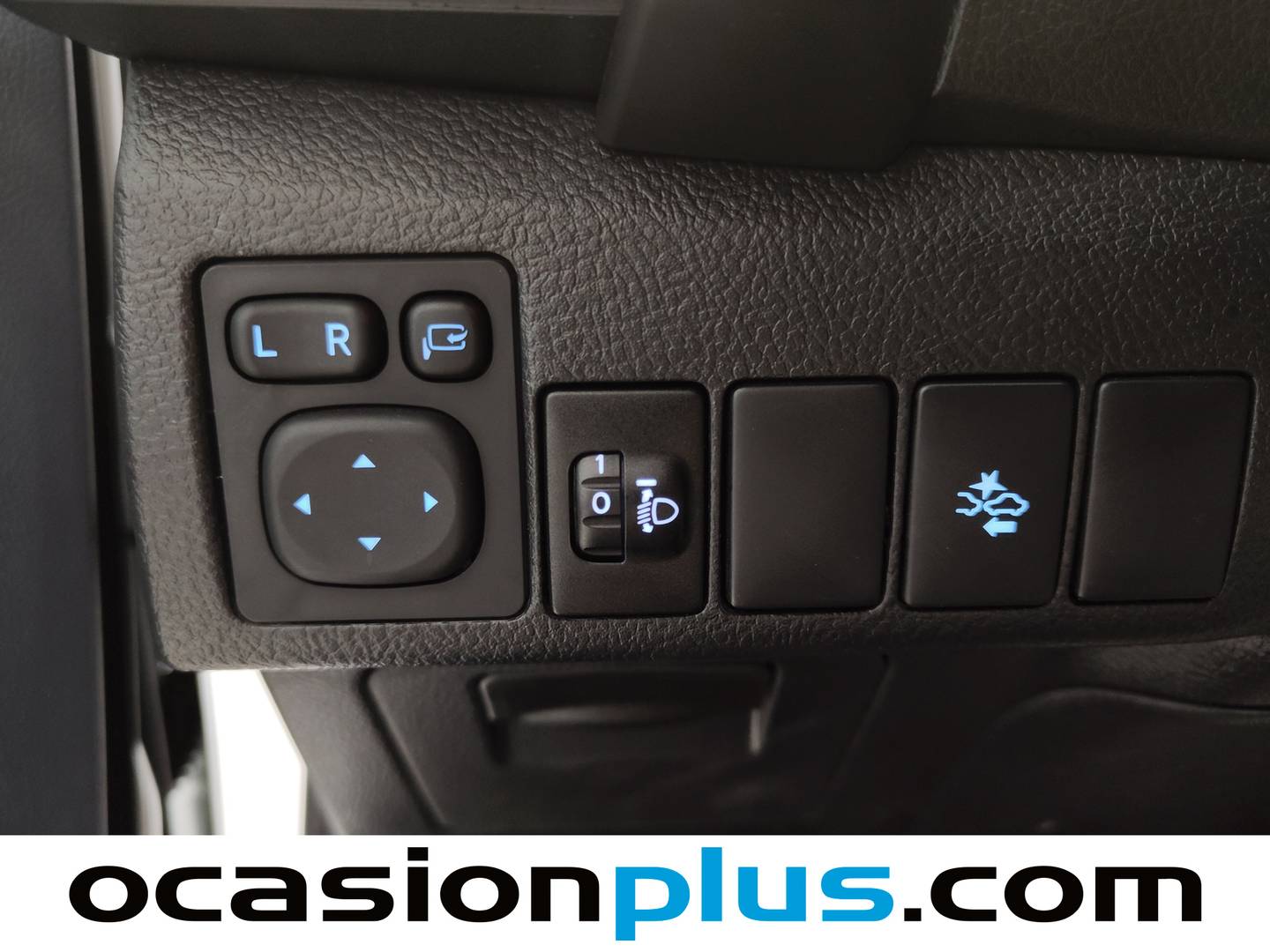 Extras del Toyota Auris Toyota Auris 140H Hybrid Feel! Edition (136 CV)