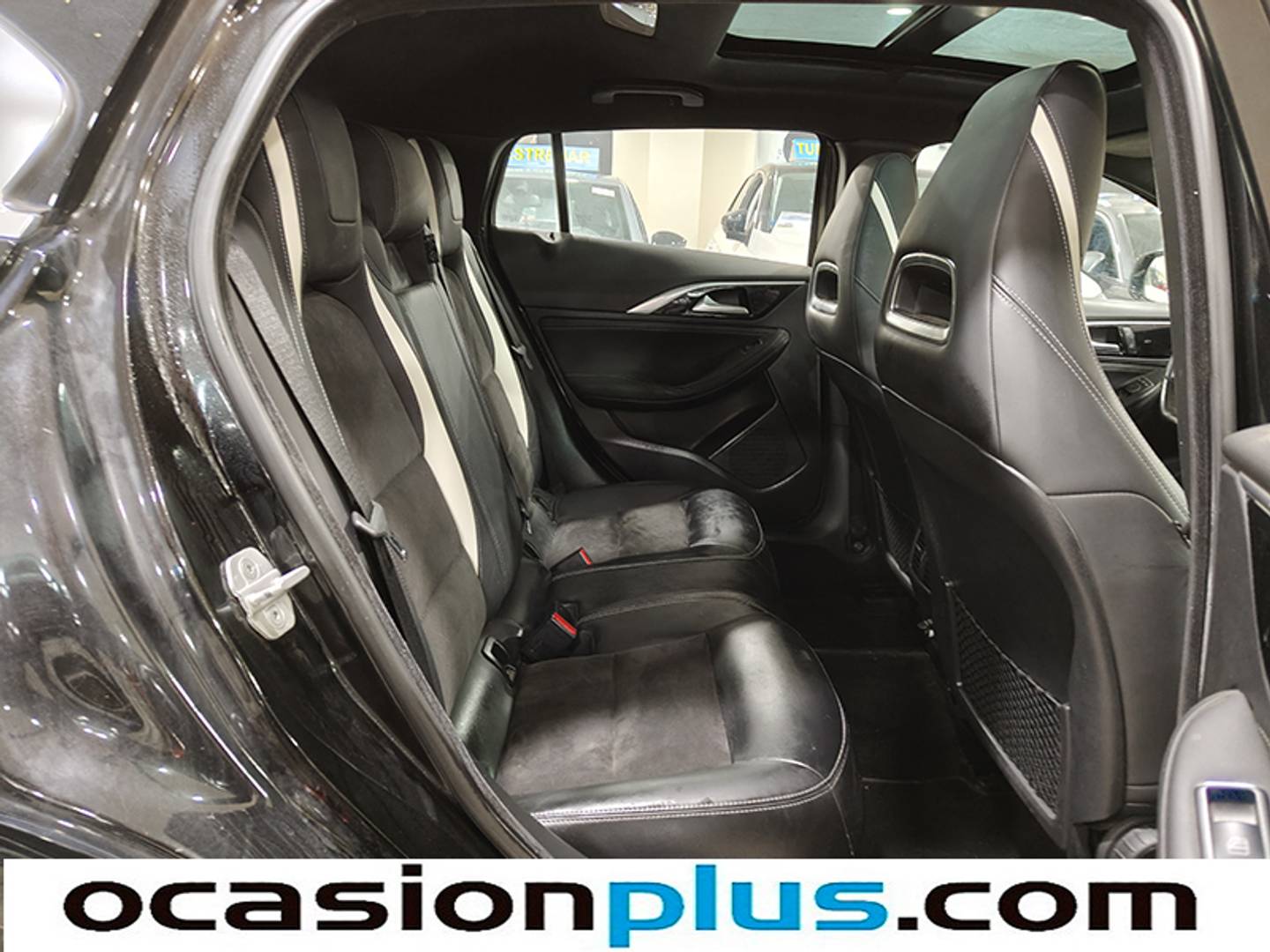 Foto Infiniti Q30 Infiniti Q30 2.2D Sport 7DCT  (170 CV)