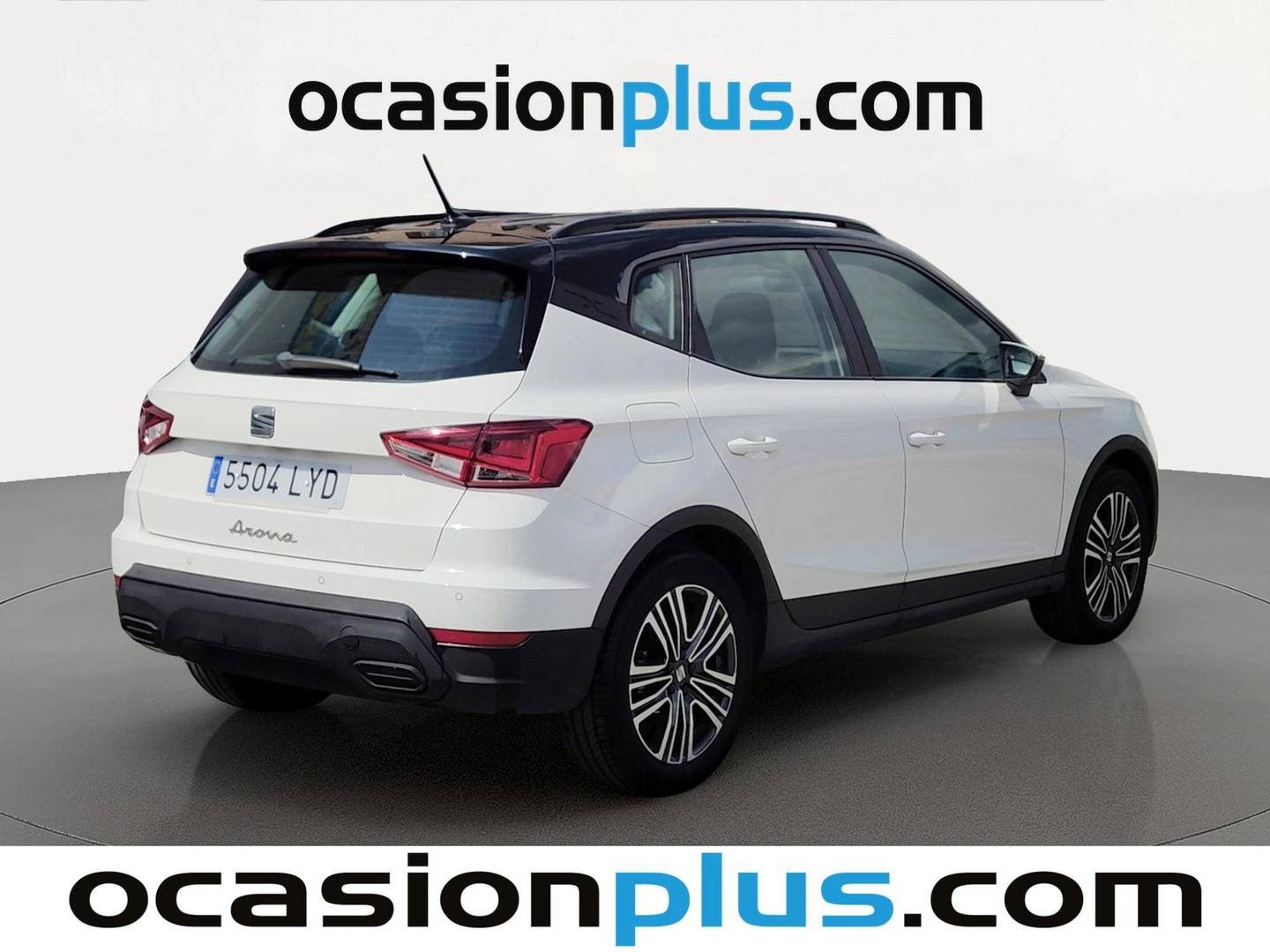 Foto trasera Seat Arona Seat Arona 1.0 TSI Style (110 CV) derecha