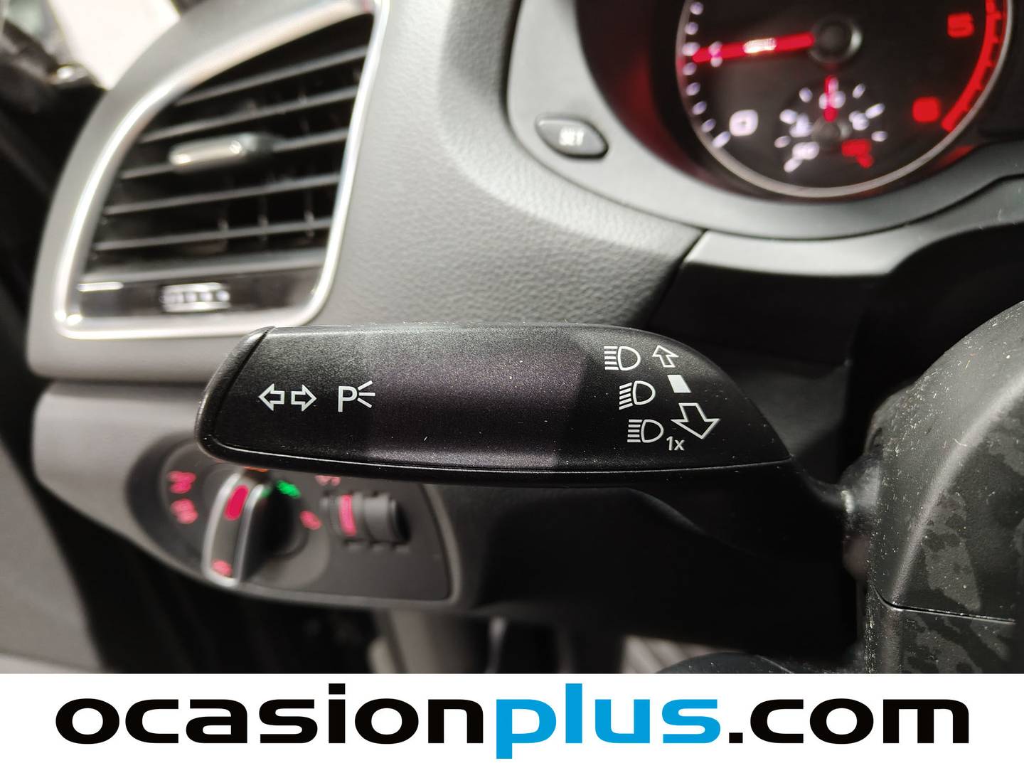 Foto Audi Q3 Audi Q3 design edition 2.0 TDI (150 CV)