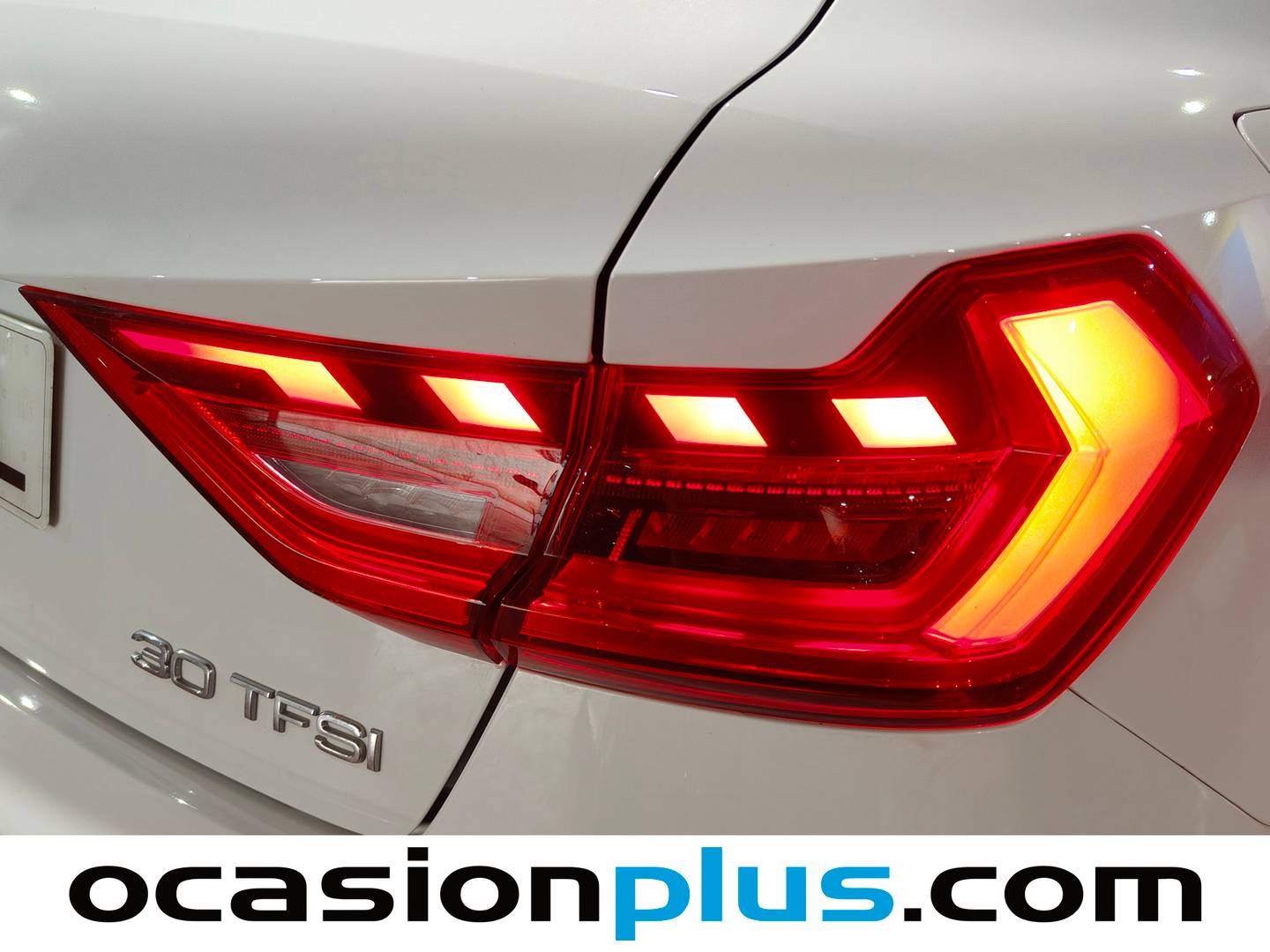 Paquetes del Audi A1 Audi A1 Sportback Adrenalin edition 30 TFSI (110 CV) S tronic Pack S-Line