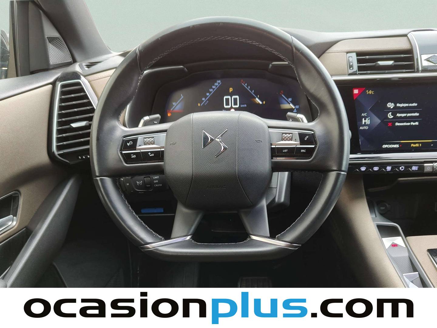 Foto DS DS 7 Crossback DS DS7 Crossback BlueHDi 130 DE Bastille + AT (130 CV)