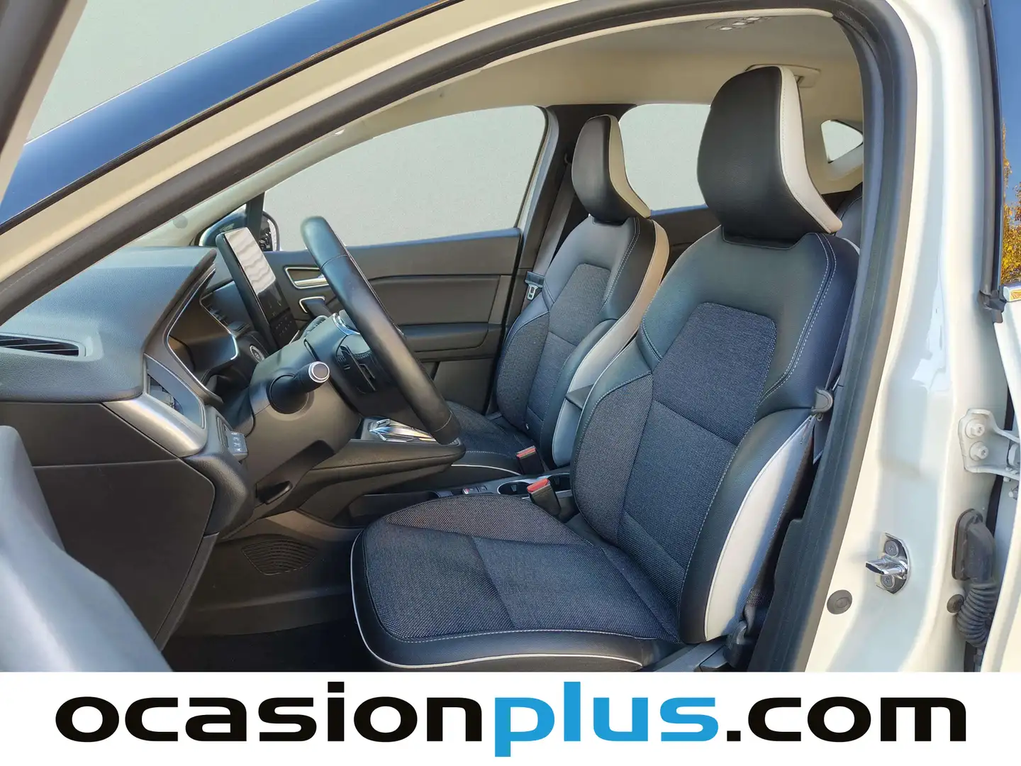 Foto Renault Captur Renault Captur Zen+ TCe (130 CV) GPF EDC