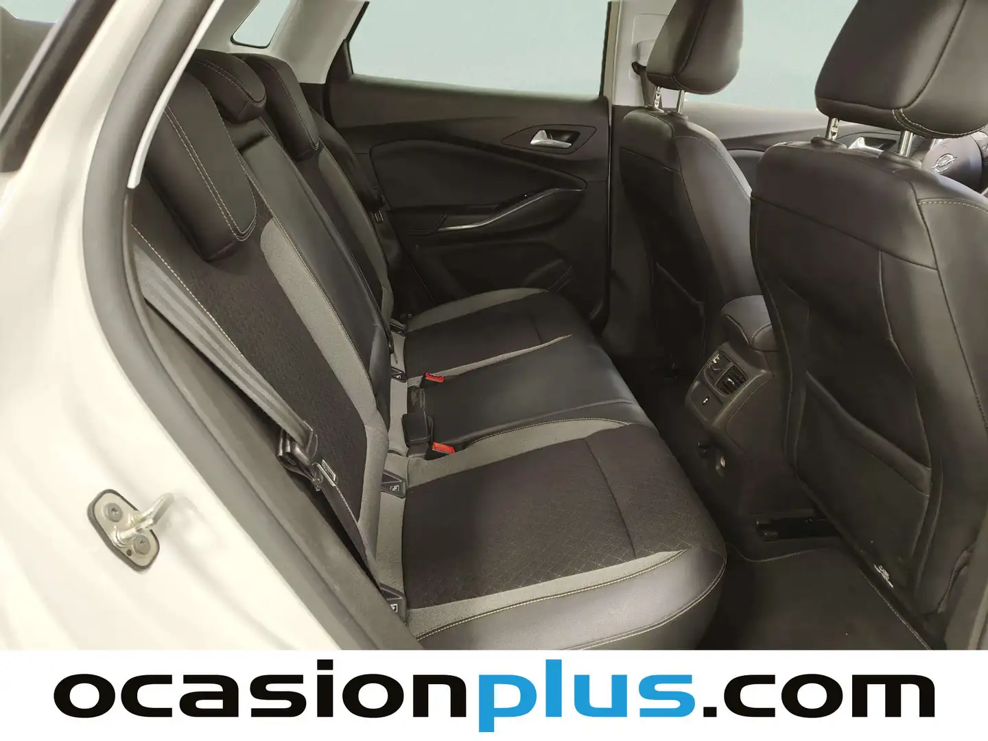 Foto Opel Grandland X Opel Grandland X 1.2 Turbo 120 Aniversario (130 CV)