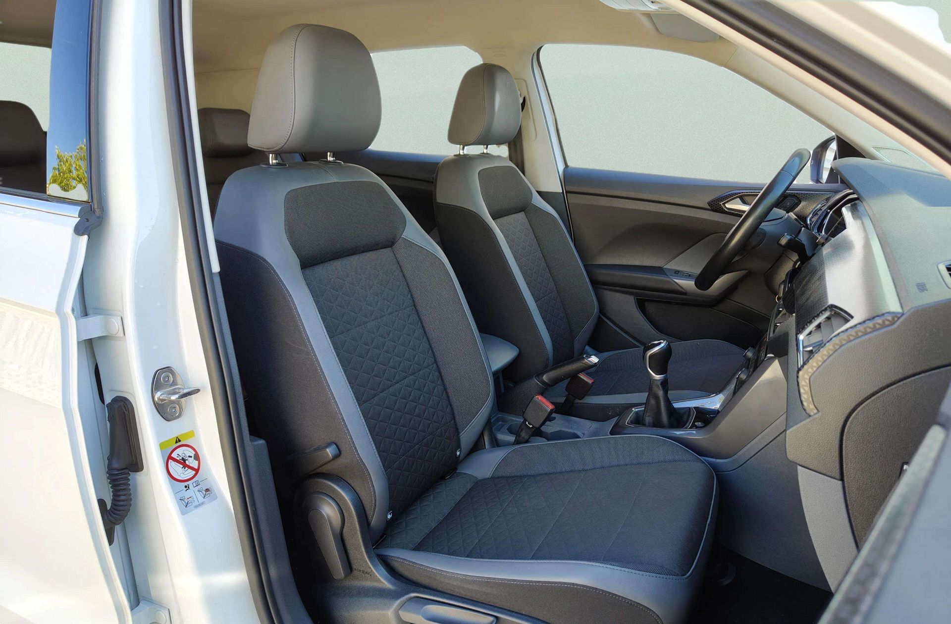 Volkswagen T-Cross Sport 1.0 TSI Pack R-Line - foto 20