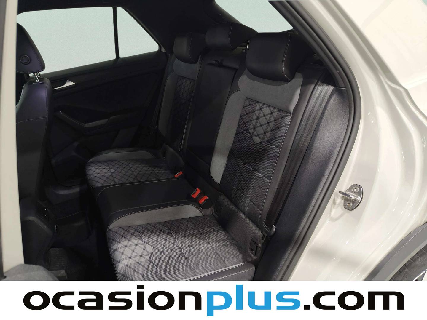 Foto asientos traseros Volkswagen T-Roc Volkswagen T-Roc R-Line 1.5 TSI (150 CV) DSG